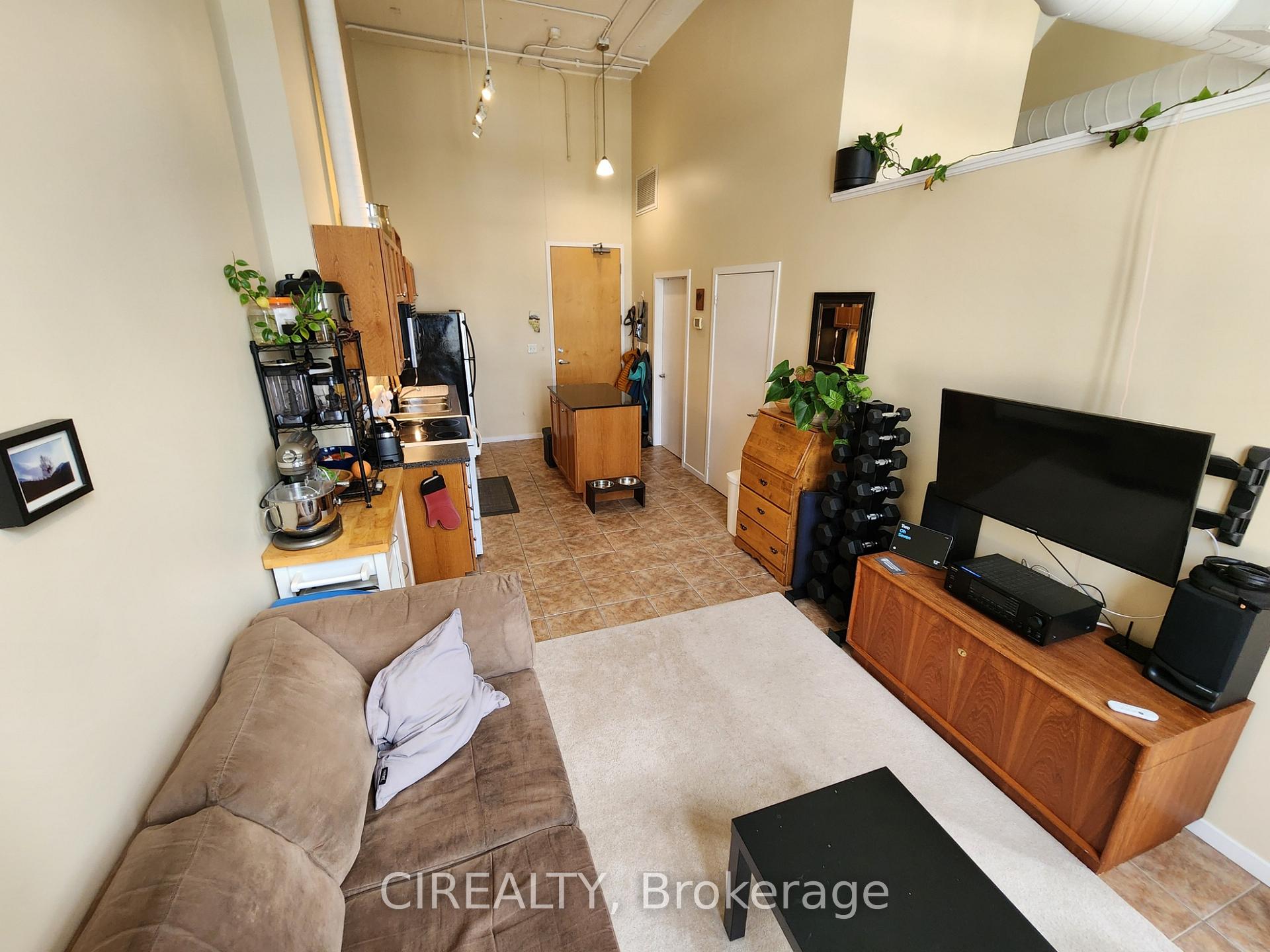 Photo 11 of Unit 424, 410 King Street W, Kitchener — HOMEH