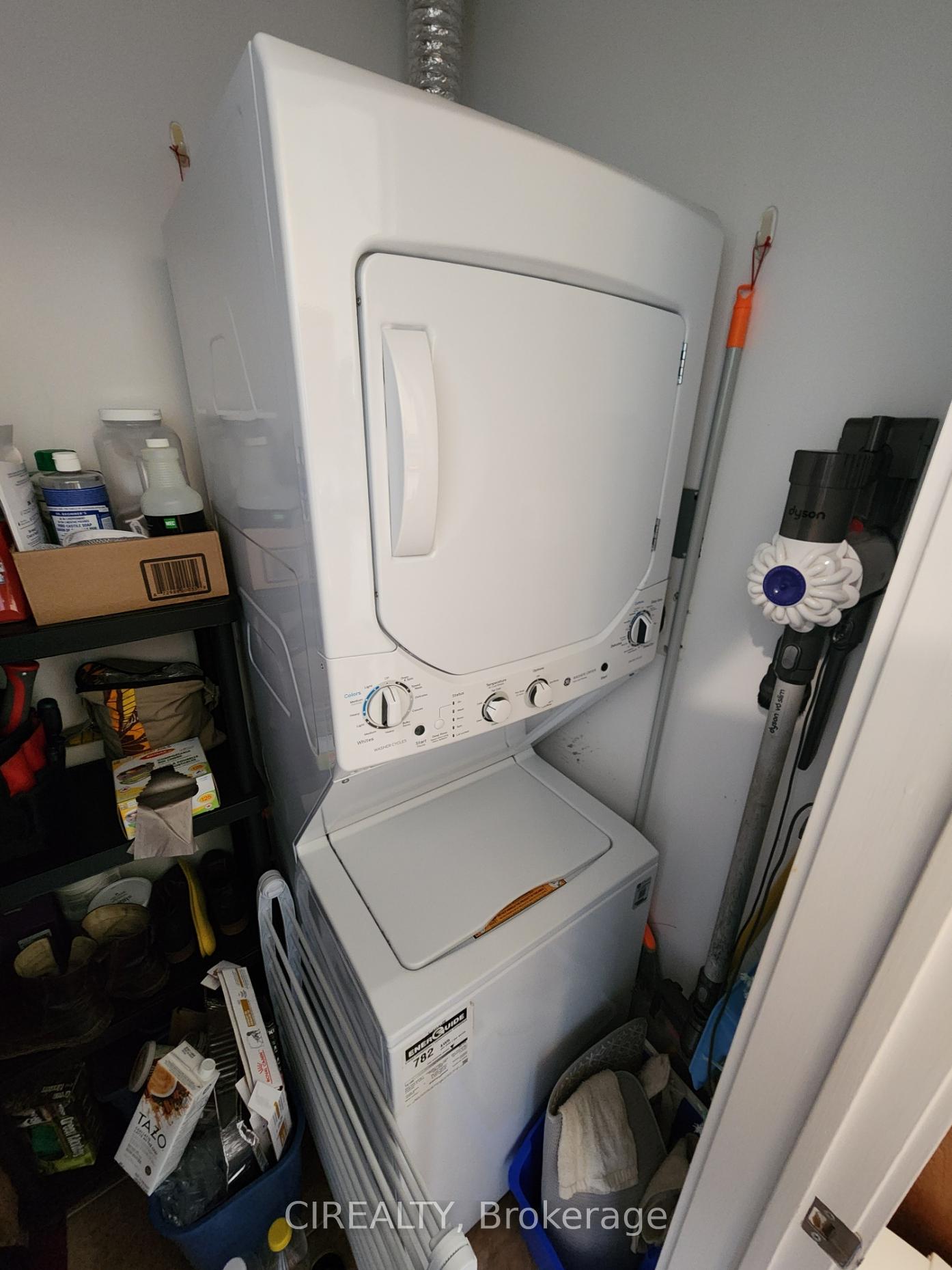 Photo 16 of Unit 424, 410 King Street W, Kitchener — HOMEH