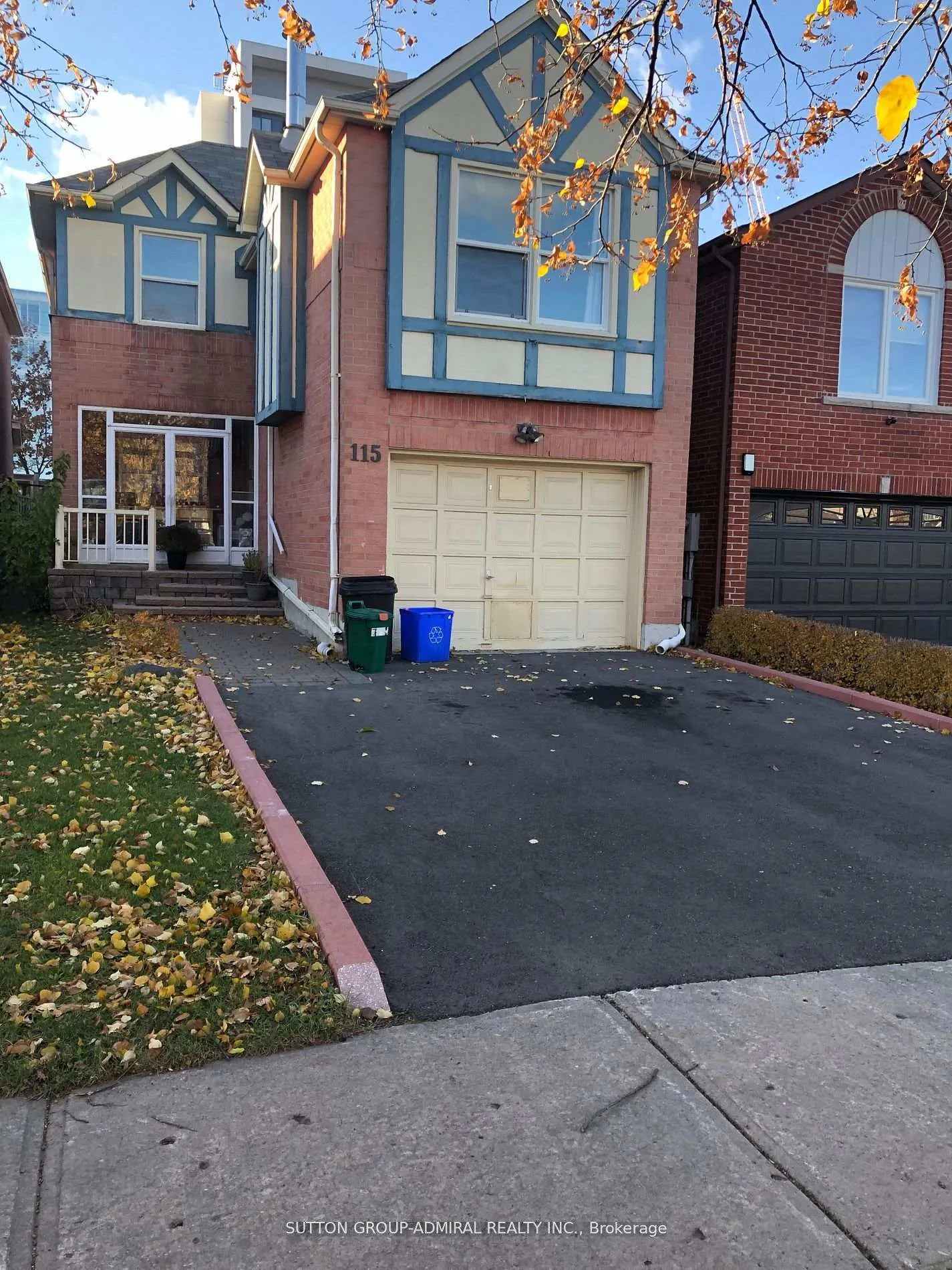 Photo 1 of 115 Glen Crescent, Vaughan, Uplands — HOMEH