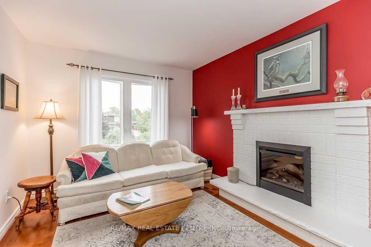 Photo 19 of Unit Upper, 39 Mcmillan Crescent, Barrie, Painswick North — HOMEH
