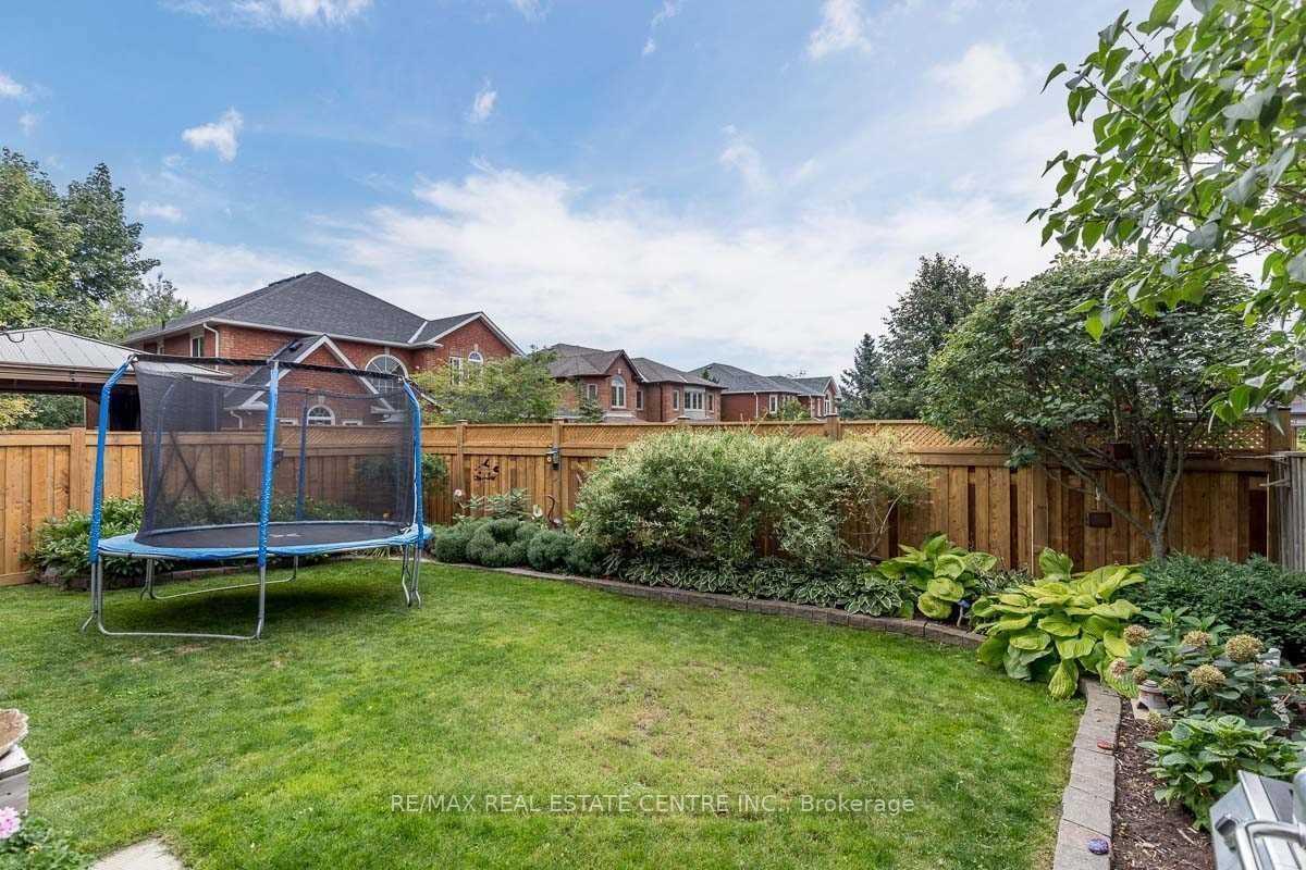 Photo 23 of Unit Upper, 39 Mcmillan Crescent, Barrie, Painswick North — HOMEH