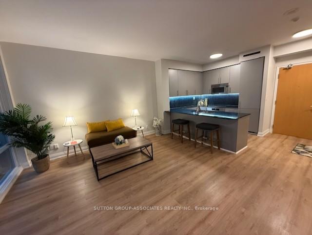 Photo 21 of Unit 402, 1 Bedford Road, Toronto, The Annex — HOMEH