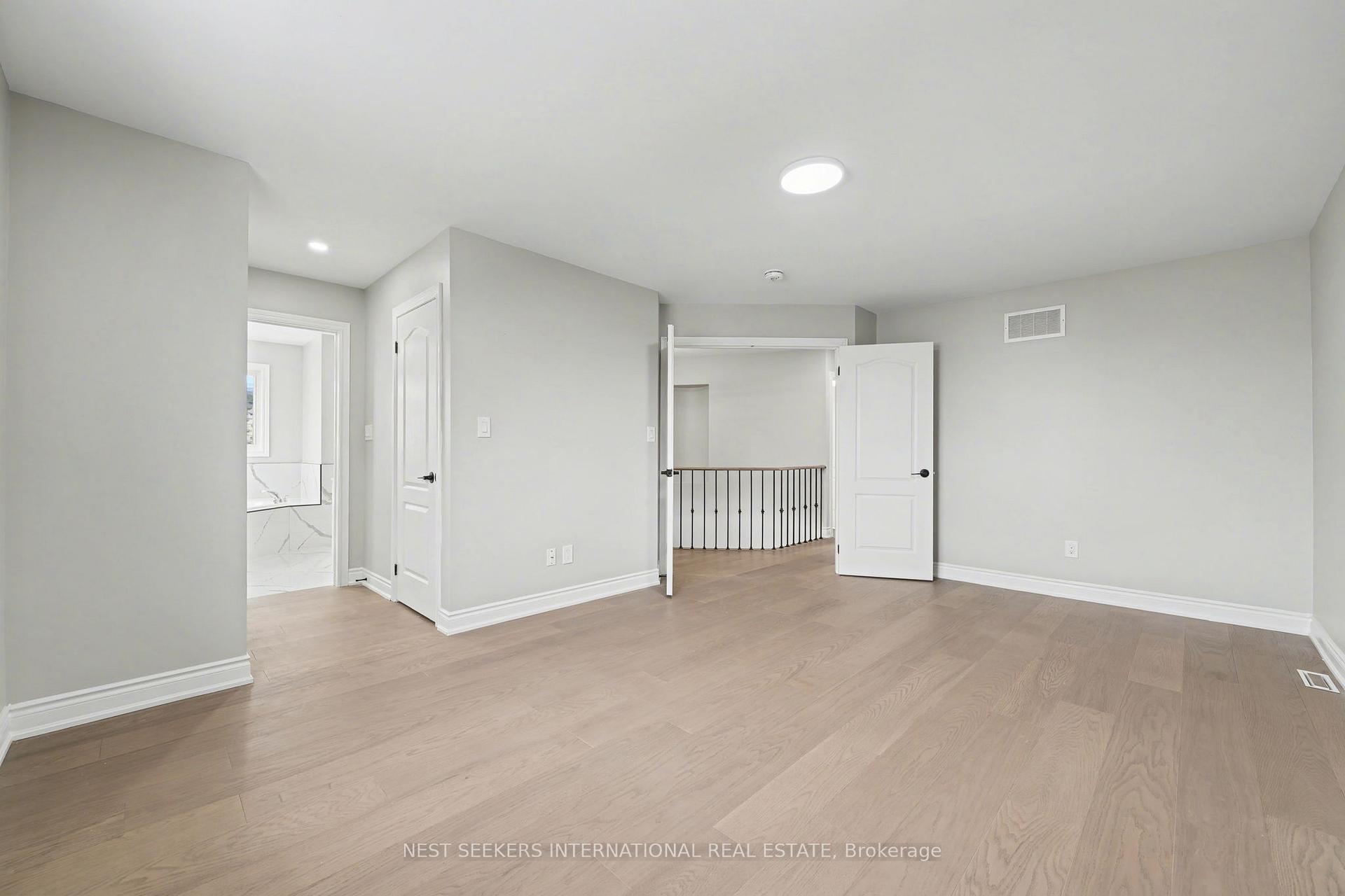 Photo 35 of 527 Fernforest Drive, Brampton, Sandringham-Wellington — HOMEH