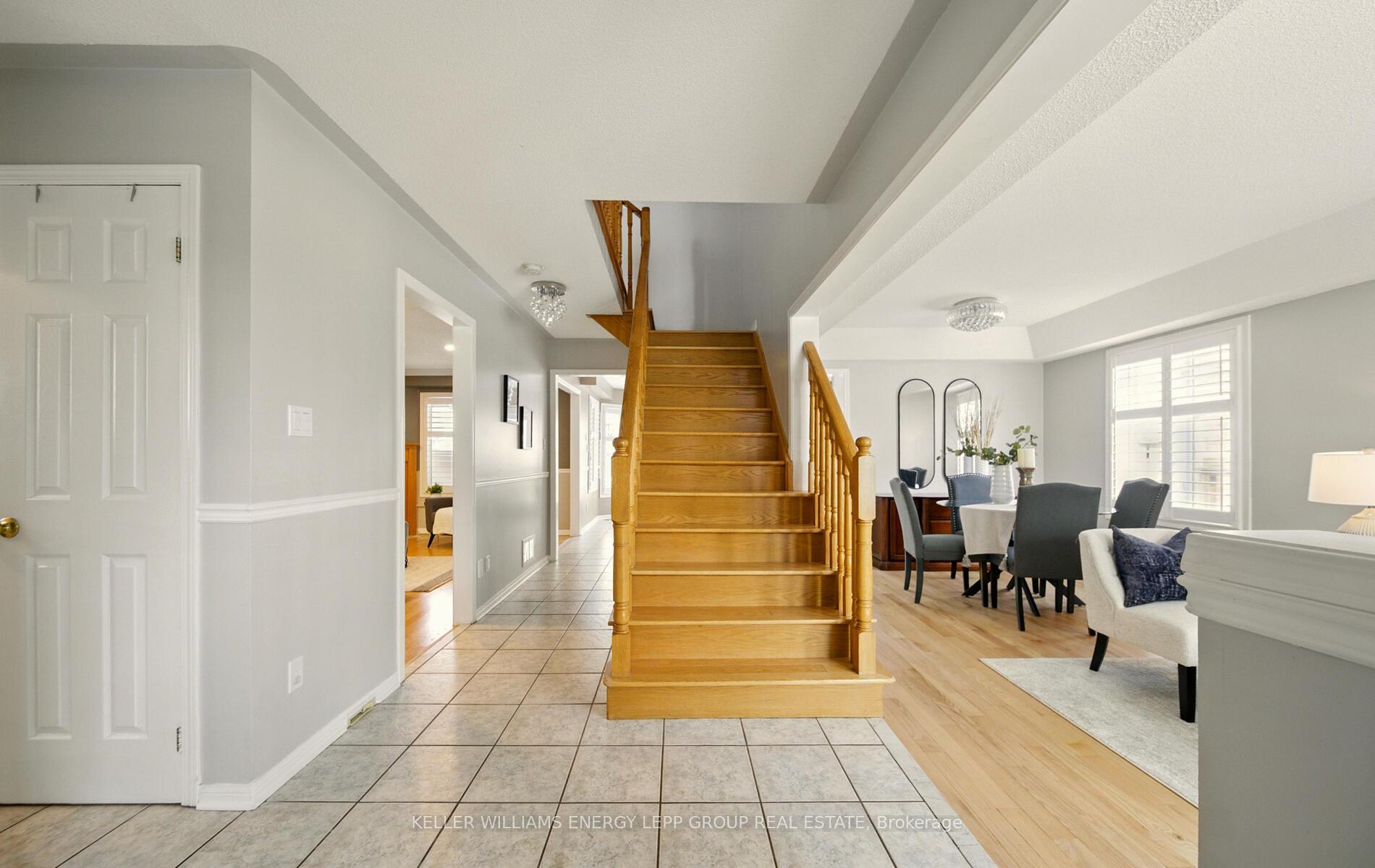 Photo 9 of 92 Padfield Drive, Clarington, Bowmanville — HOMEH