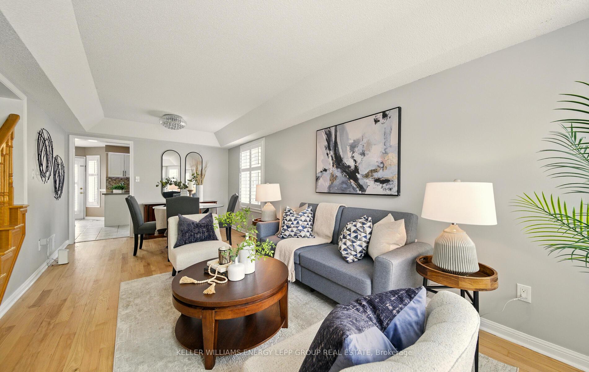 Photo 11 of 92 Padfield Drive, Clarington, Bowmanville — HOMEH