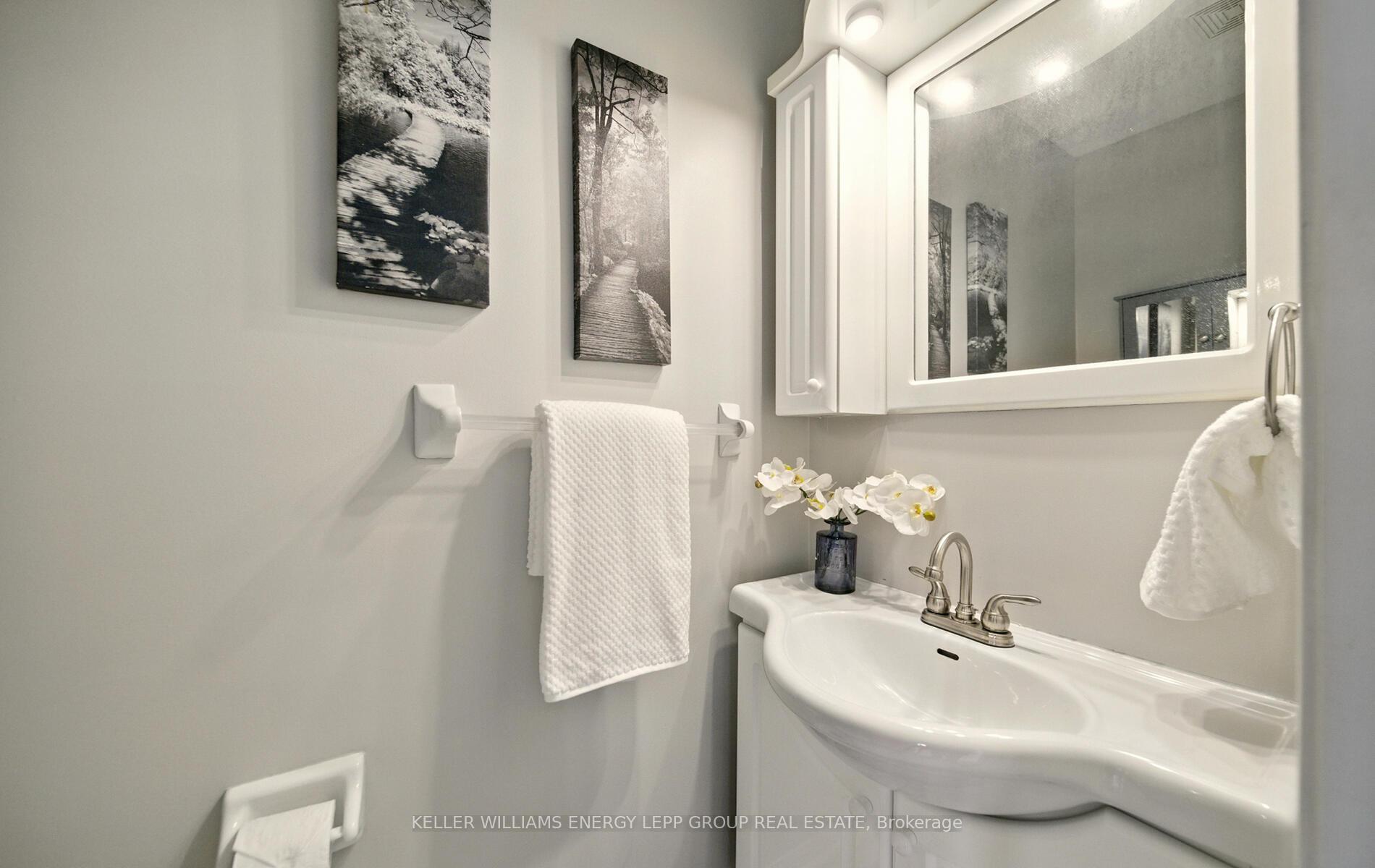 Photo 22 of 92 Padfield Drive, Clarington, Bowmanville — HOMEH