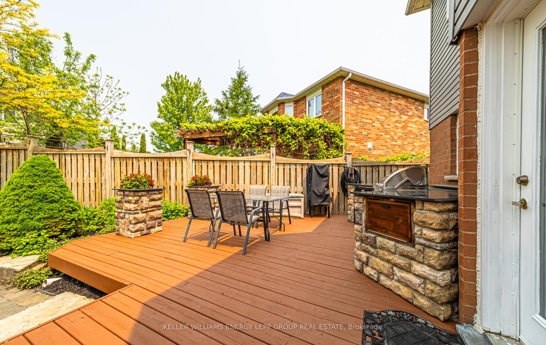 Photo 34 of 92 Padfield Drive, Clarington, Bowmanville — HOMEH