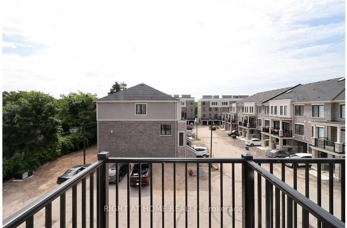 Photo 12 of Unit 11, 383 Dundas Street E, Hamilton, Waterdown — HOMEH