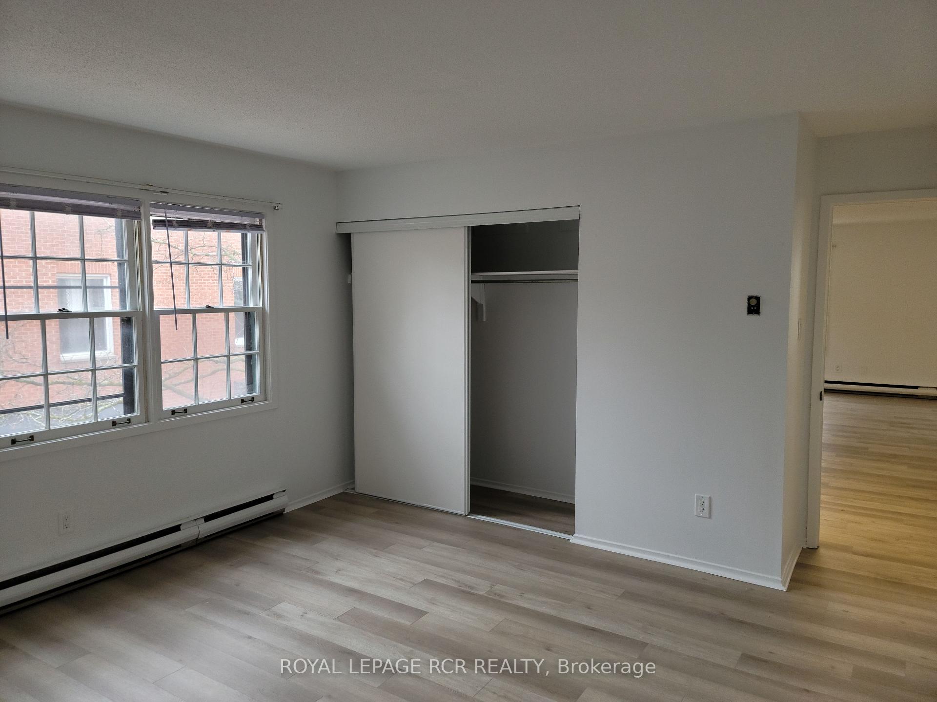 Photo 5 of Unit 224, 2 Orchard Heights, Aurora, Aurora Village — HOMEH