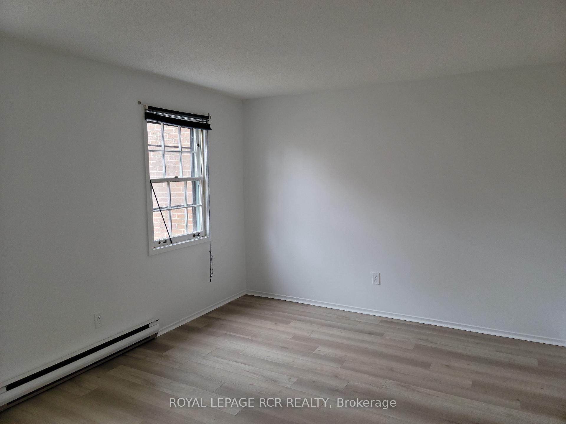 Photo 11 of Unit 224, 2 Orchard Heights, Aurora, Aurora Village — HOMEH