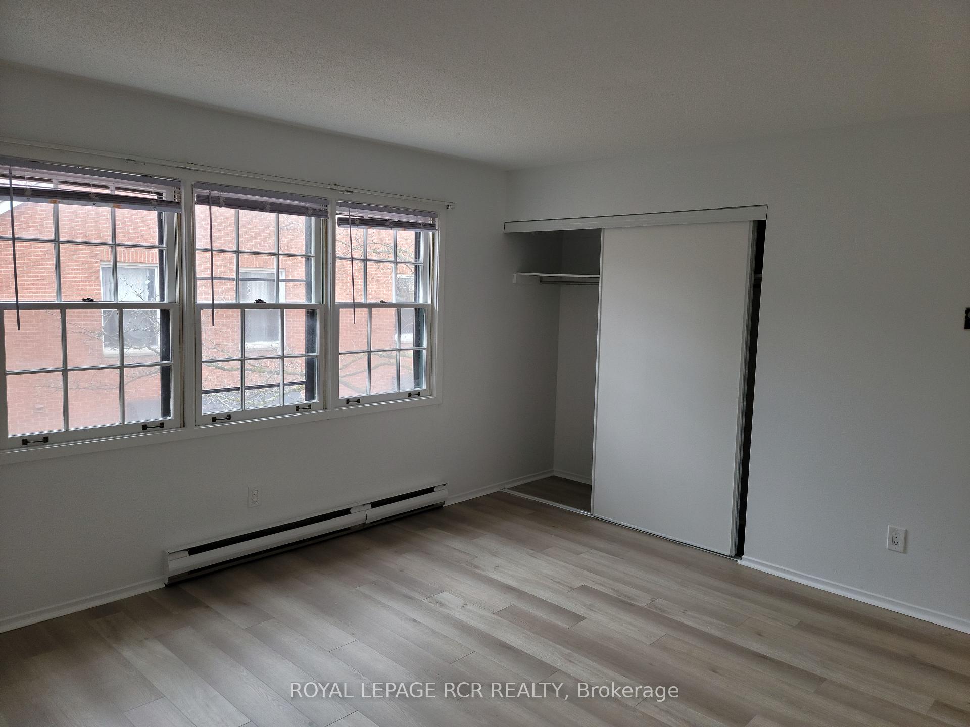 Photo 18 of Unit 224, 2 Orchard Heights, Aurora, Aurora Village — HOMEH