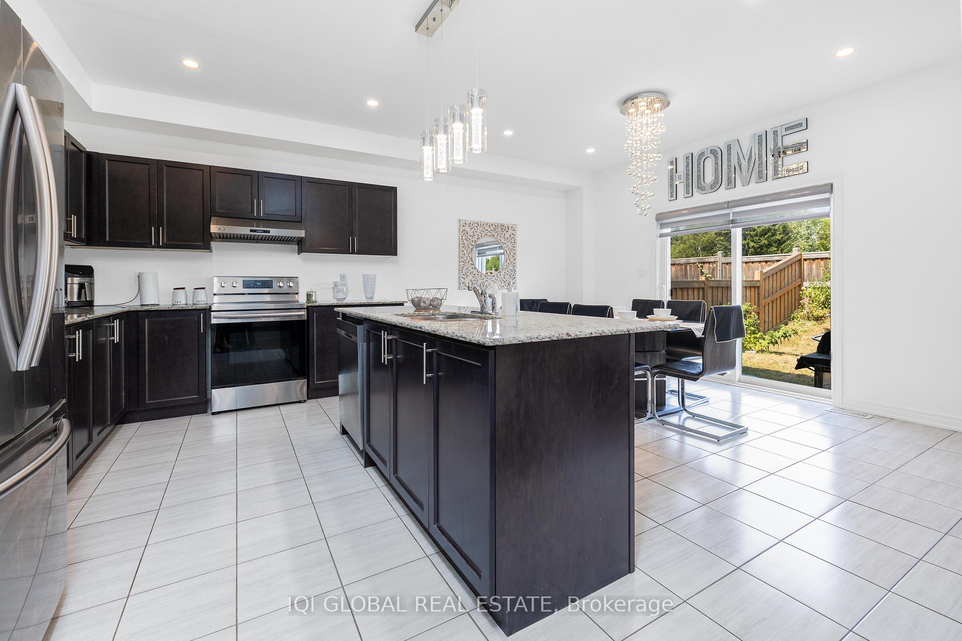 Photo 20 of 191 Bruce Cameron Drive, Clarington, Bowmanville — HOMEH