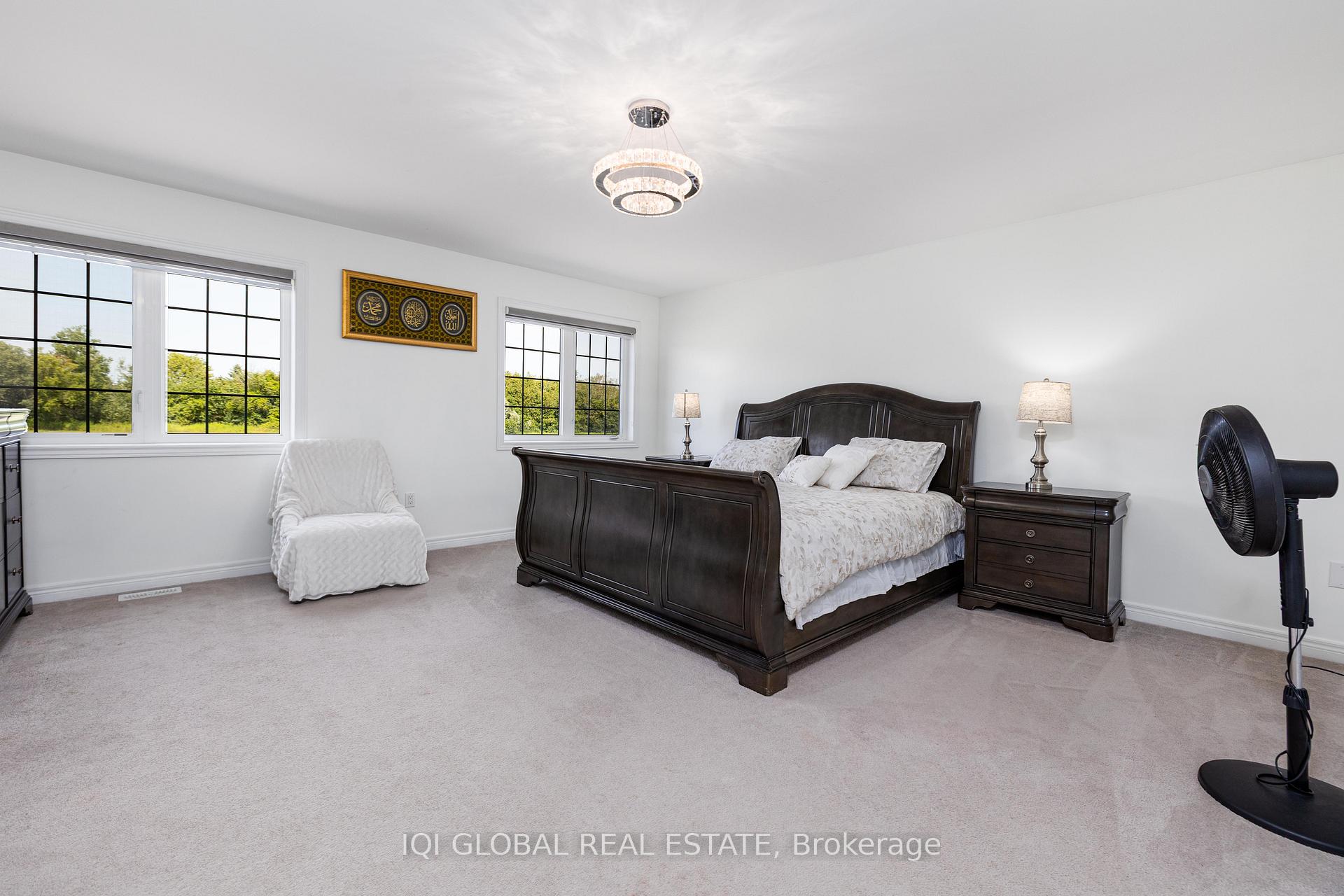 Photo 11 of 191 Bruce Cameron Drive, Clarington, Bowmanville — HOMEH