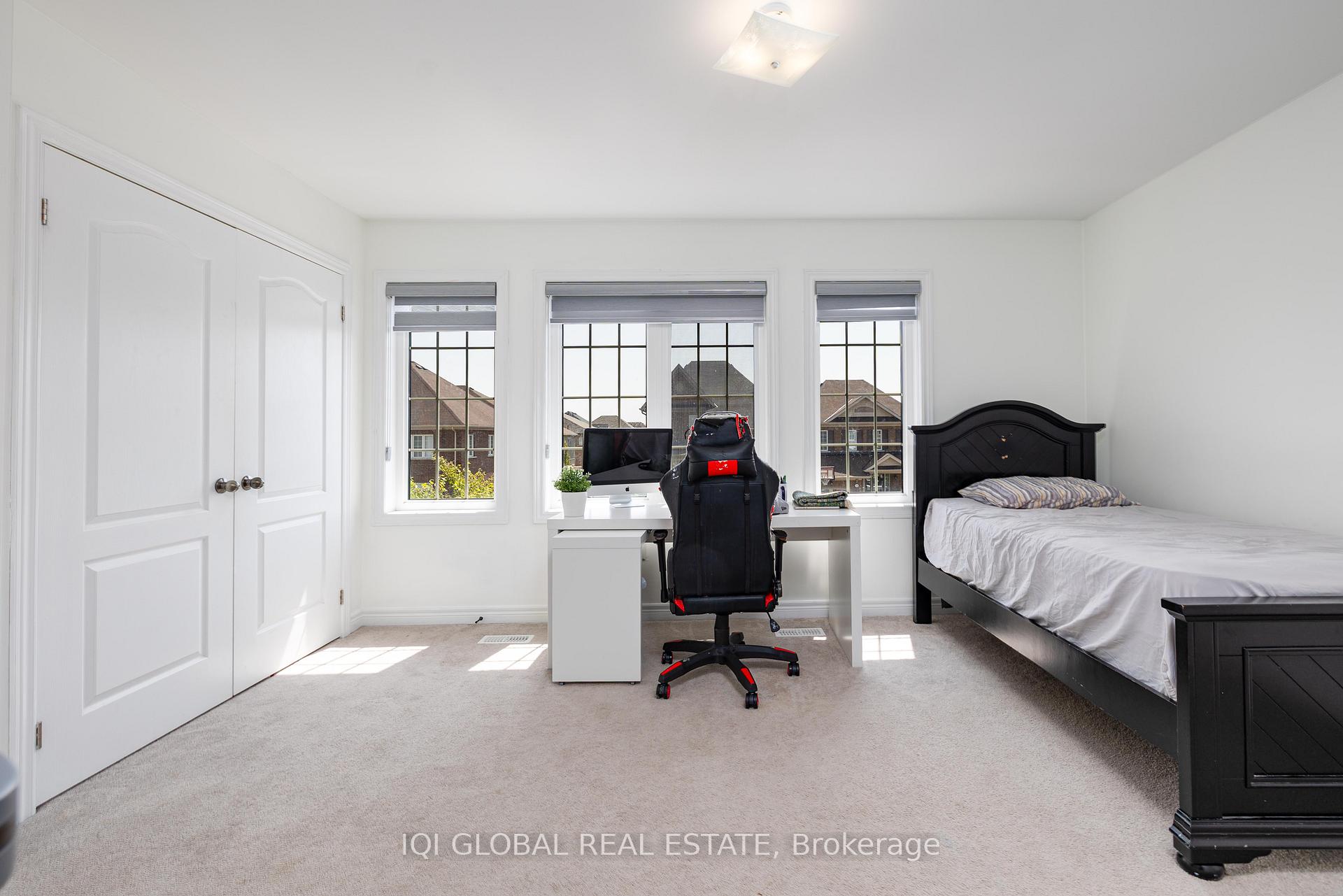 Photo 34 of 191 Bruce Cameron Drive, Clarington, Bowmanville — HOMEH