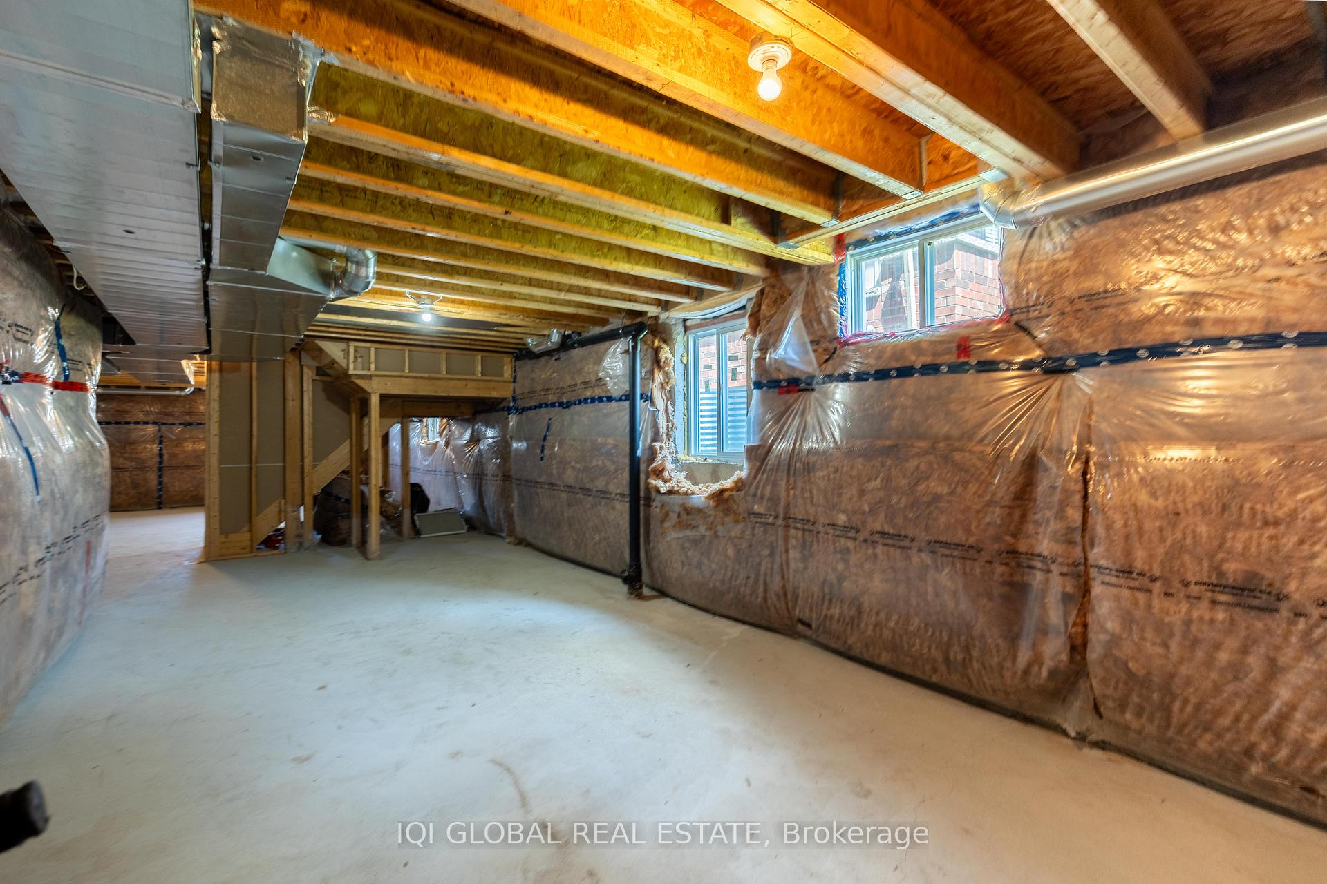 Photo 21 of 191 Bruce Cameron Drive, Clarington, Bowmanville — HOMEH