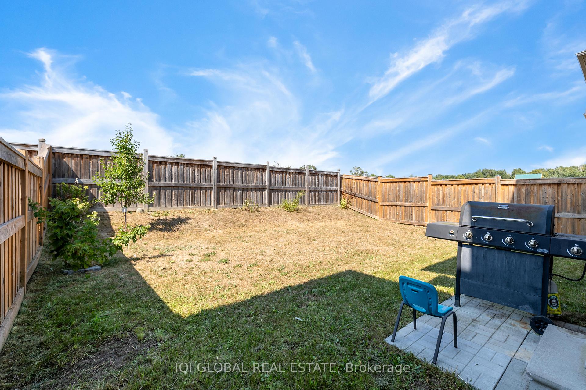 Photo 37 of 191 Bruce Cameron Drive, Clarington, Bowmanville — HOMEH
