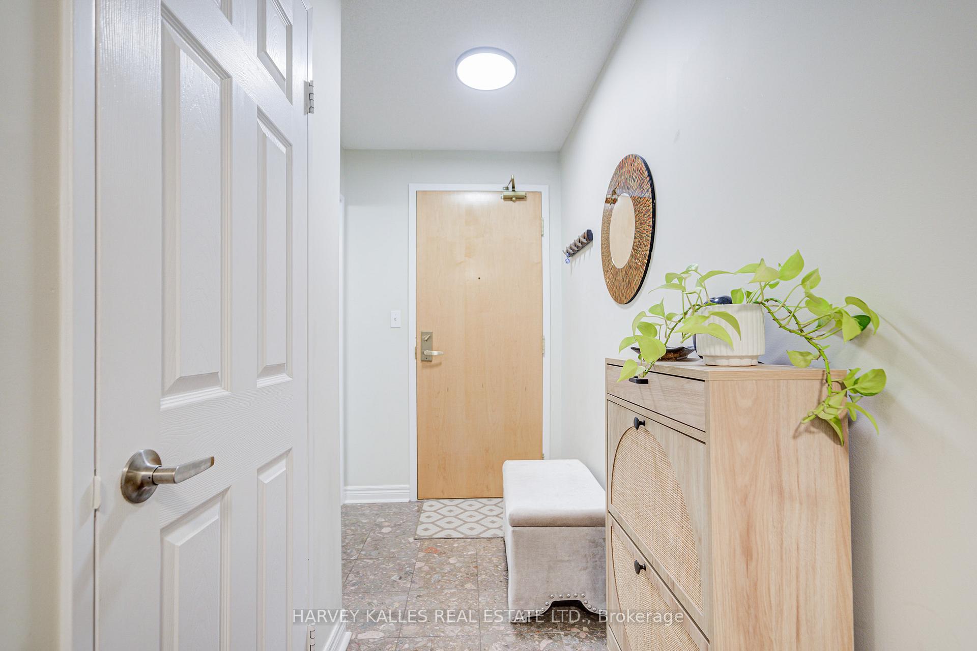 Photo 47 of Unit 902, 43 Eglinton Avenue E, Toronto, Mount Pleasant West — HOMEH