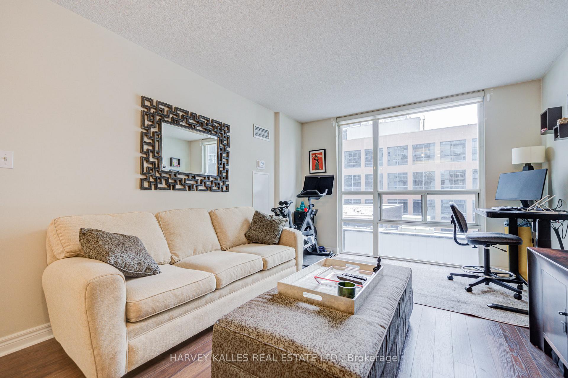 Photo 21 of Unit 902, 43 Eglinton Avenue E, Toronto, Mount Pleasant West — HOMEH