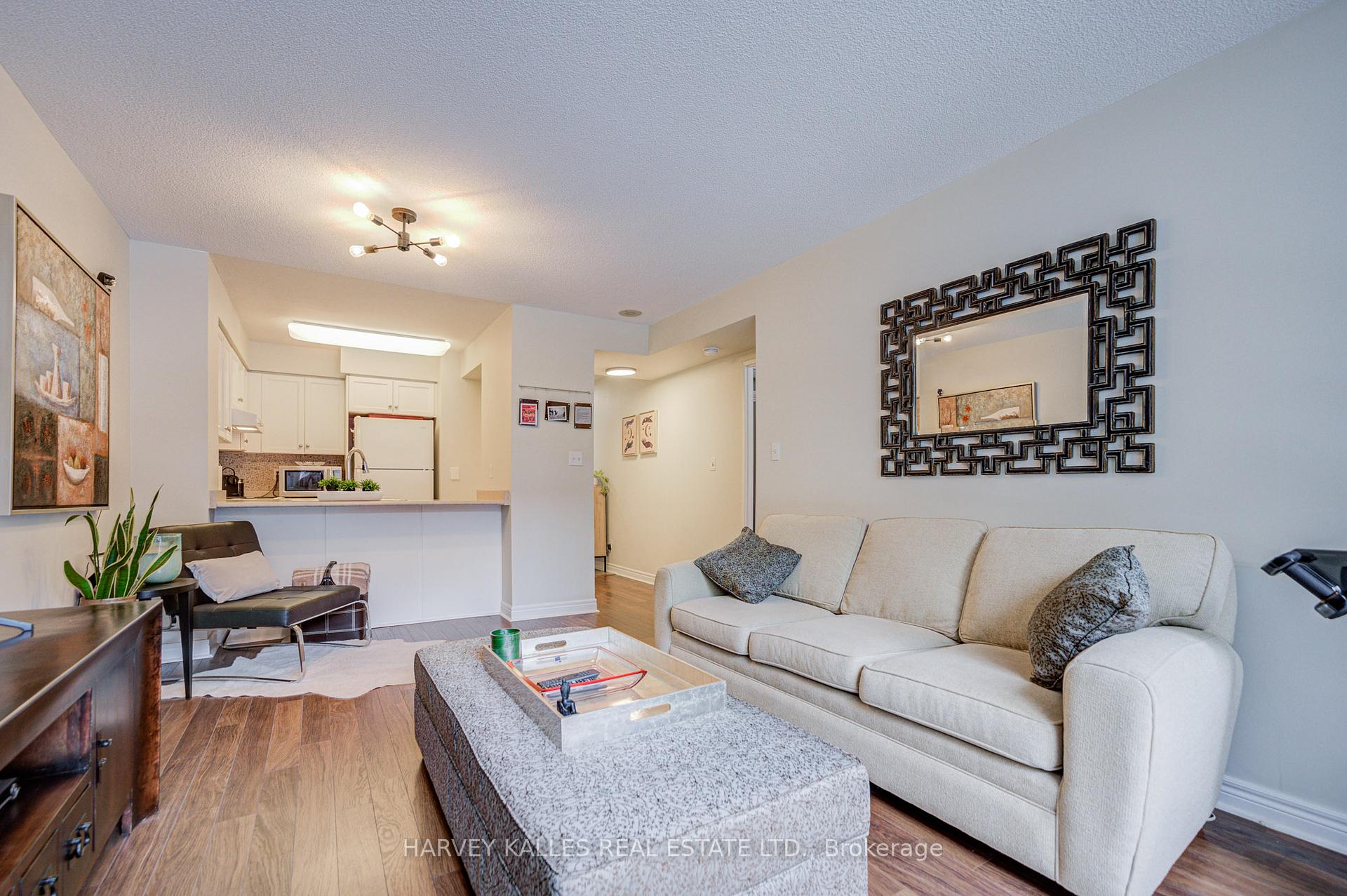Photo 23 of Unit 902, 43 Eglinton Avenue E, Toronto, Mount Pleasant West — HOMEH