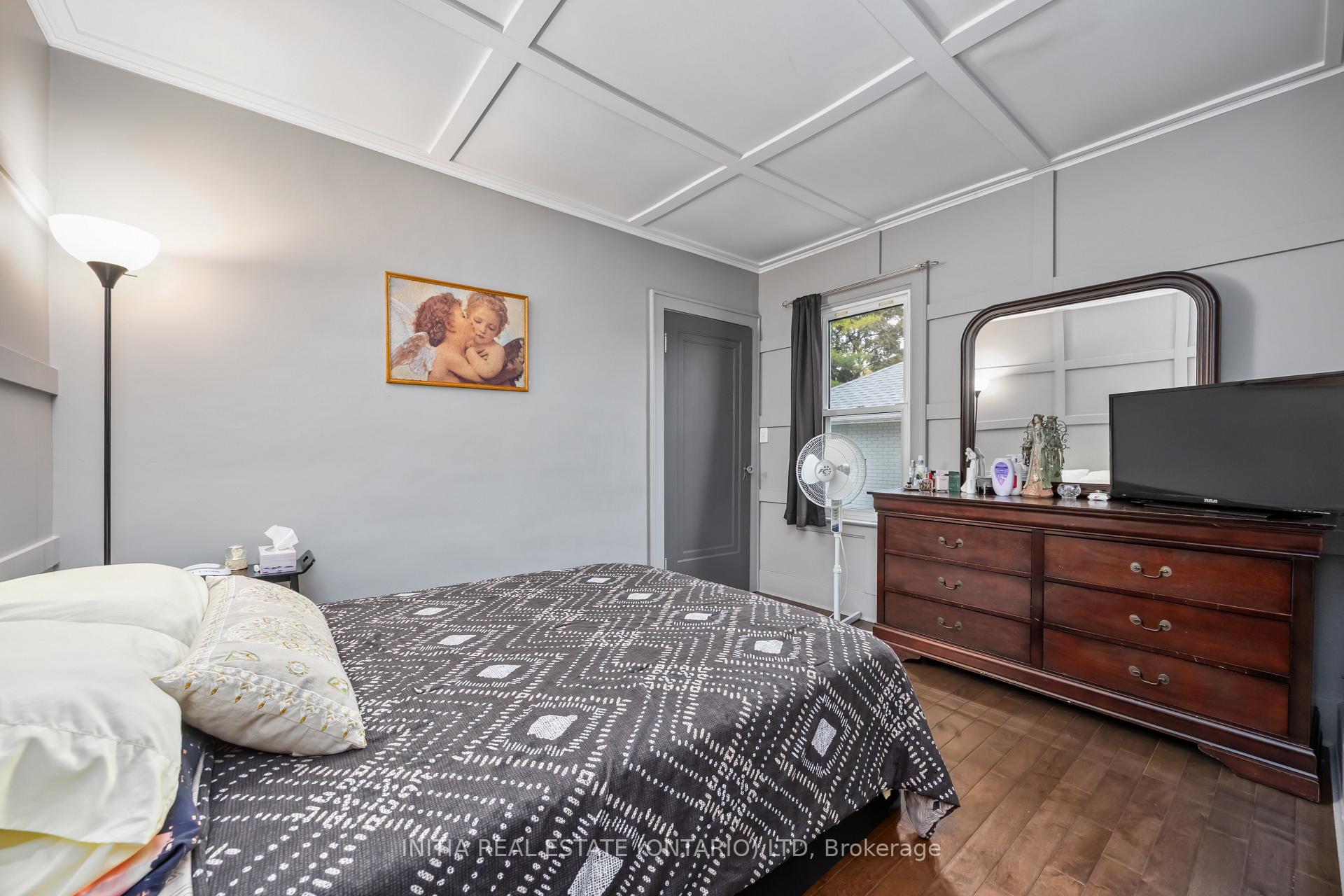 Photo 5 of 356 Talfourd Street, Sarnia — HOMEH