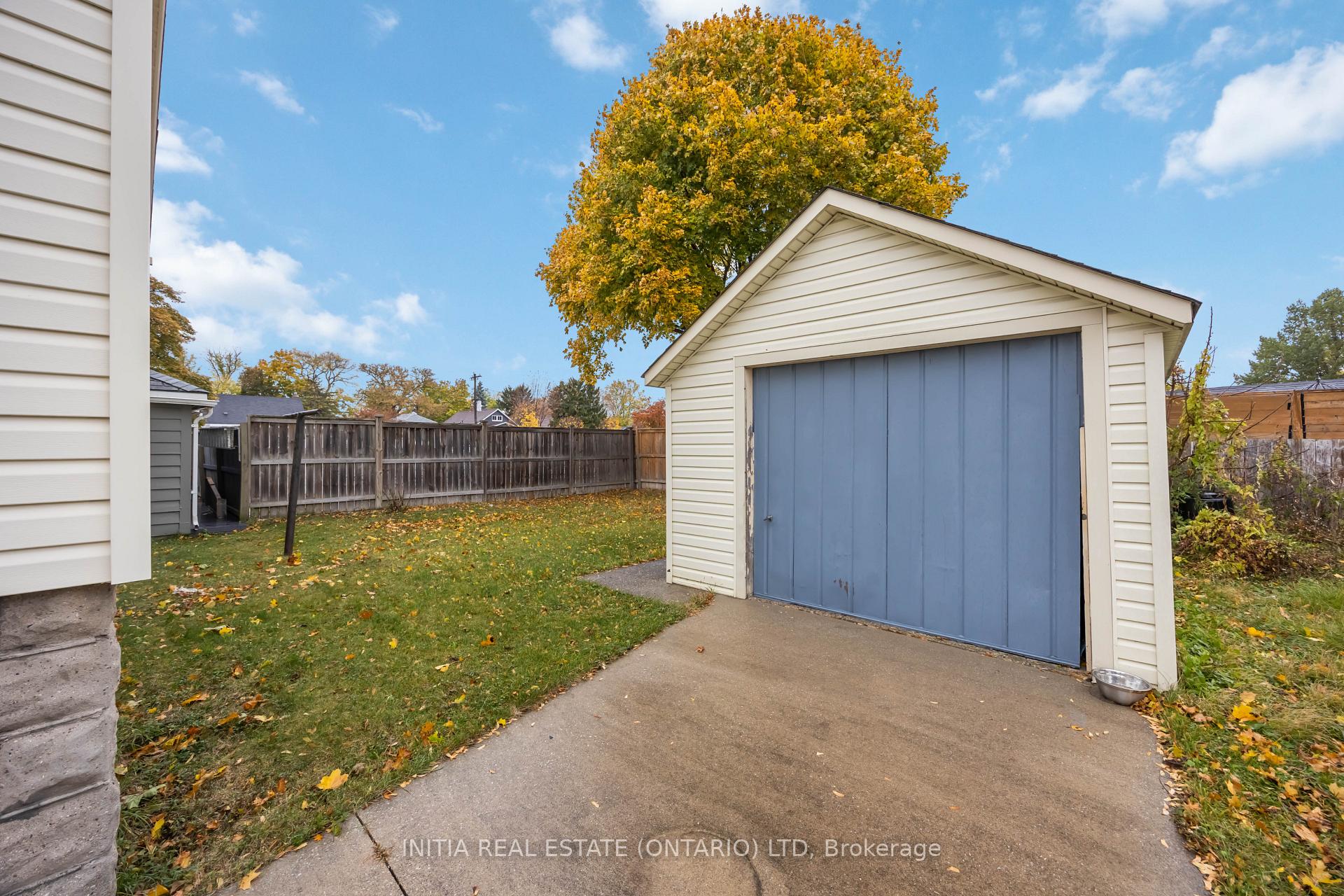 Photo 13 of 356 Talfourd Street, Sarnia — HOMEH