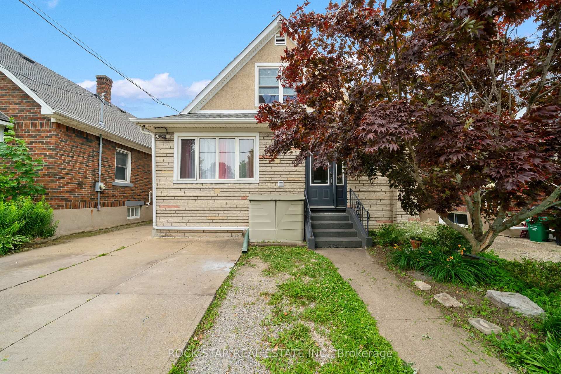 Front of 33 Fitzgerald Street