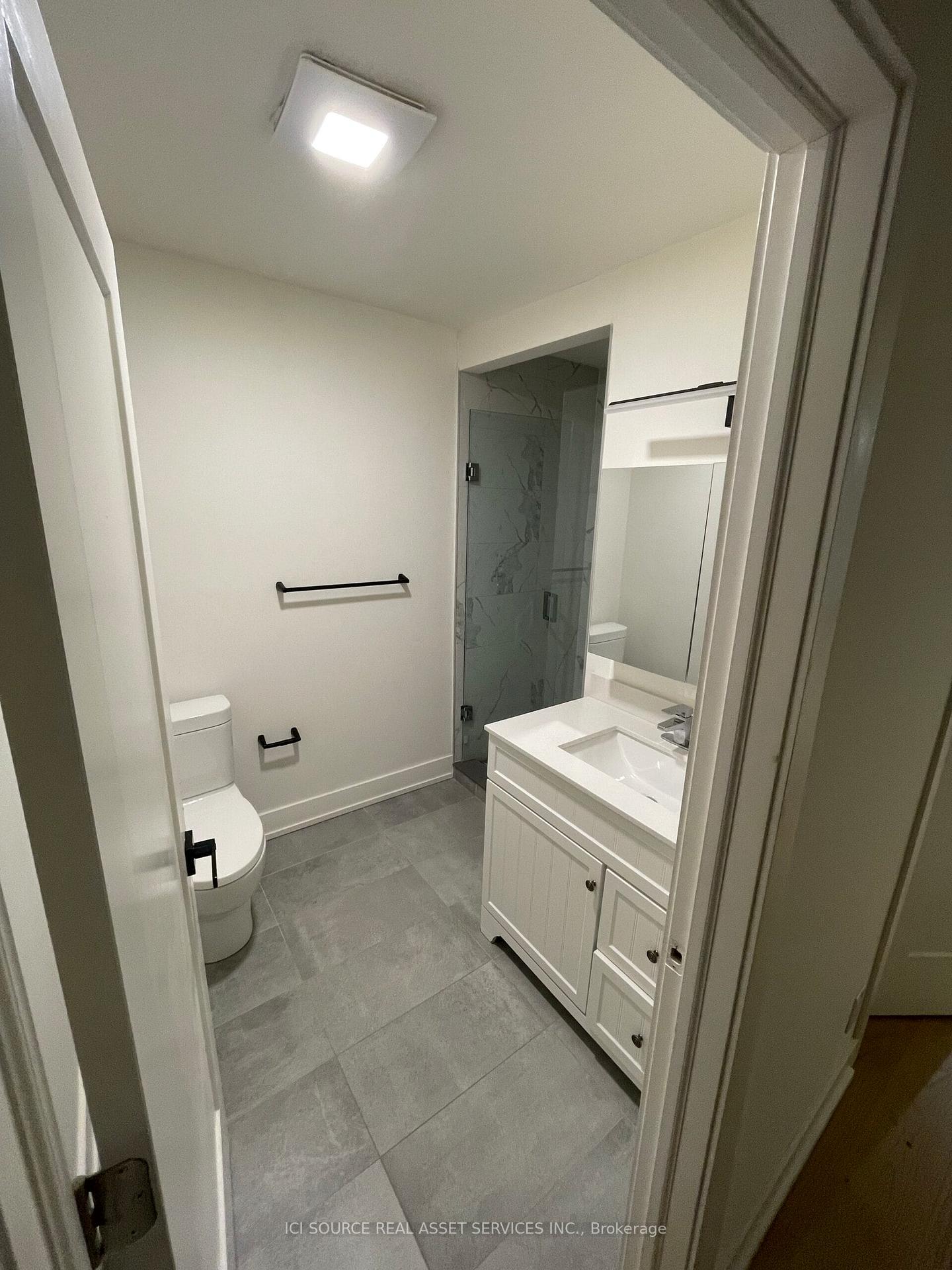 Photo 6 of Unit 2nd Floor, 29 George Webster Road, Toronto, O'Connor-Parkview — HOMEH