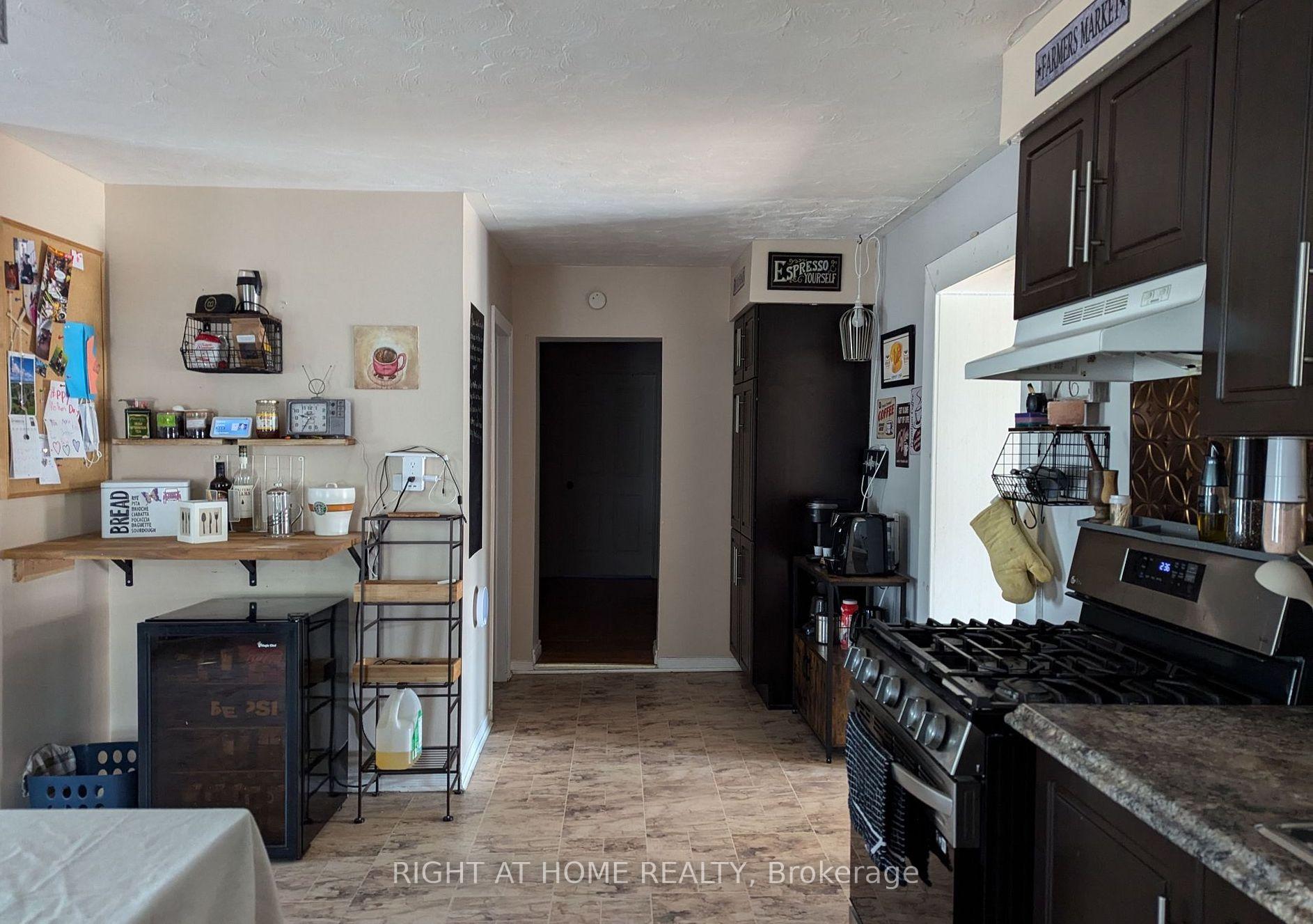 Photo 5 of 521 McCool Street, Mattawa — HOMEH