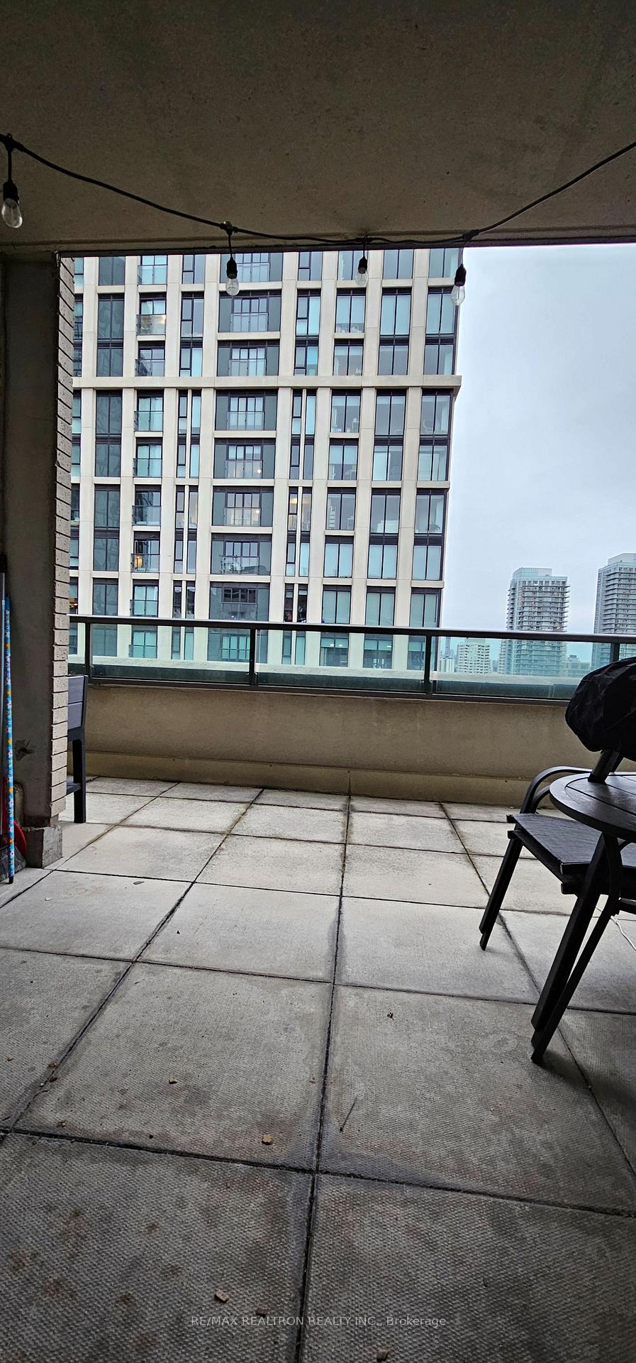 Photo 13 of Unit 1903, 88 Broadway Avenue, Toronto, Mount Pleasant West — HOMEH