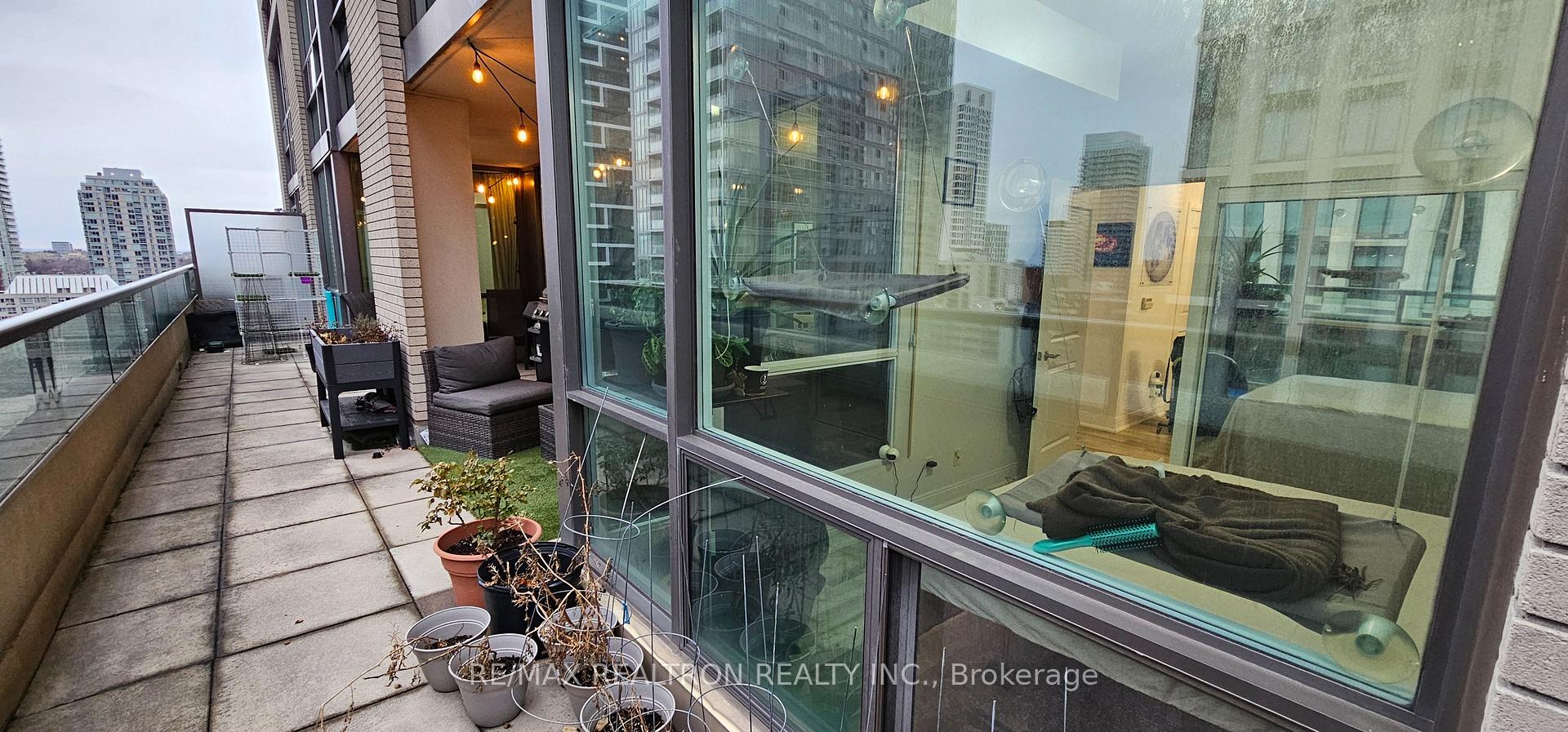 Photo 21 of Unit 1903, 88 Broadway Avenue, Toronto, Mount Pleasant West — HOMEH