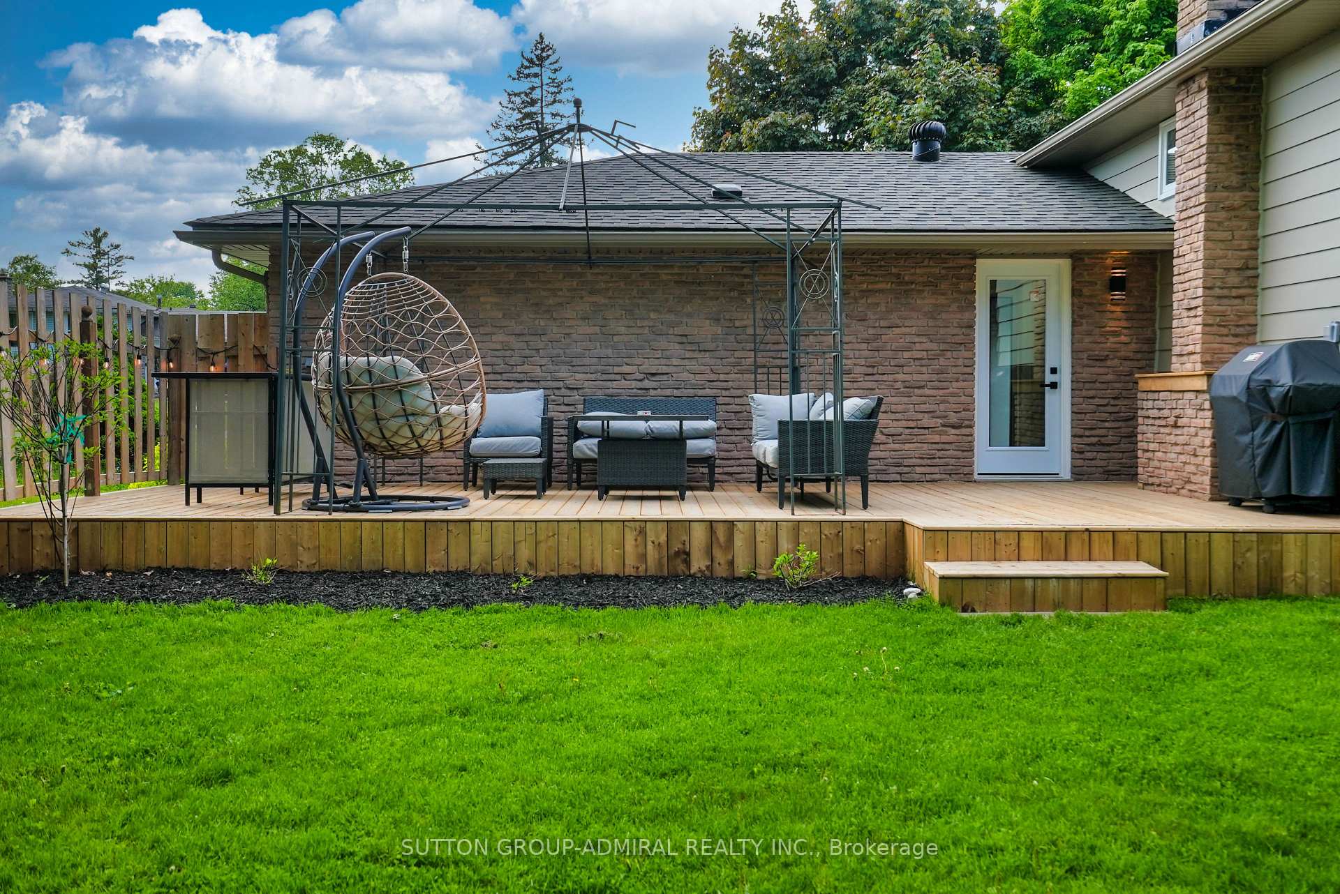Photo 28 of 222 Walnut Crescent, Barrie, Bayshore — HOMEH