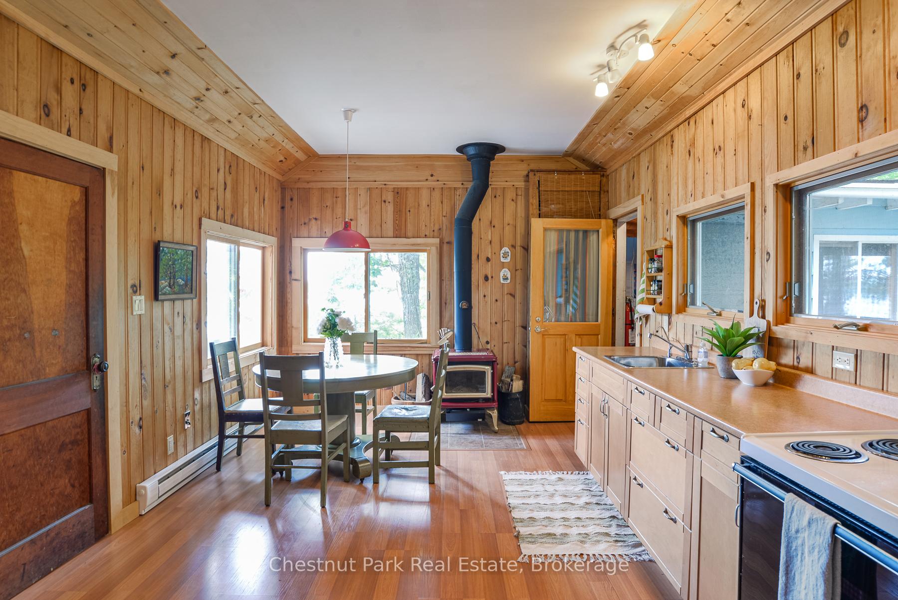 Photo 32 of 26 Island 26LM, Gravenhurst, Muskoka (S) — HOMEH
