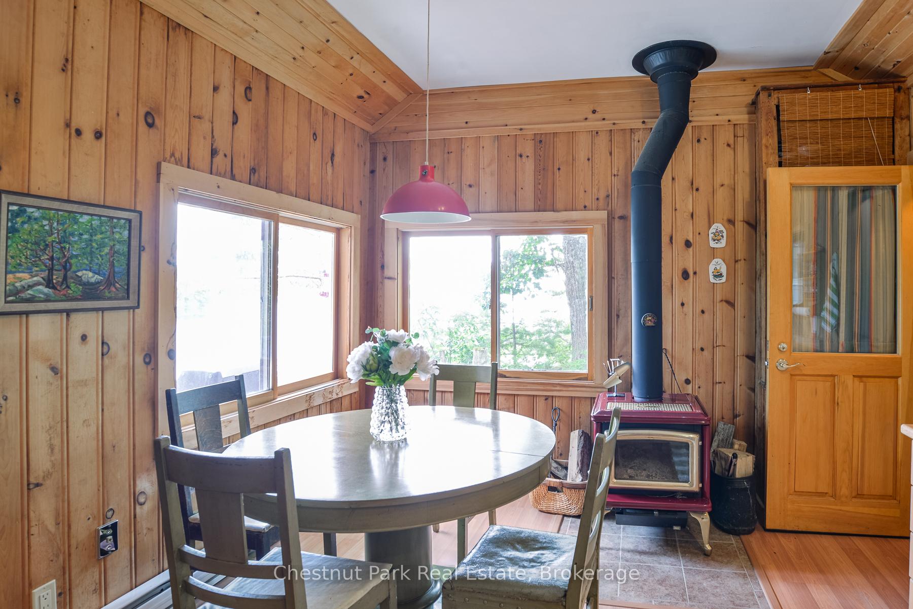 Photo 33 of 26 Island 26LM, Gravenhurst, Muskoka (S) — HOMEH