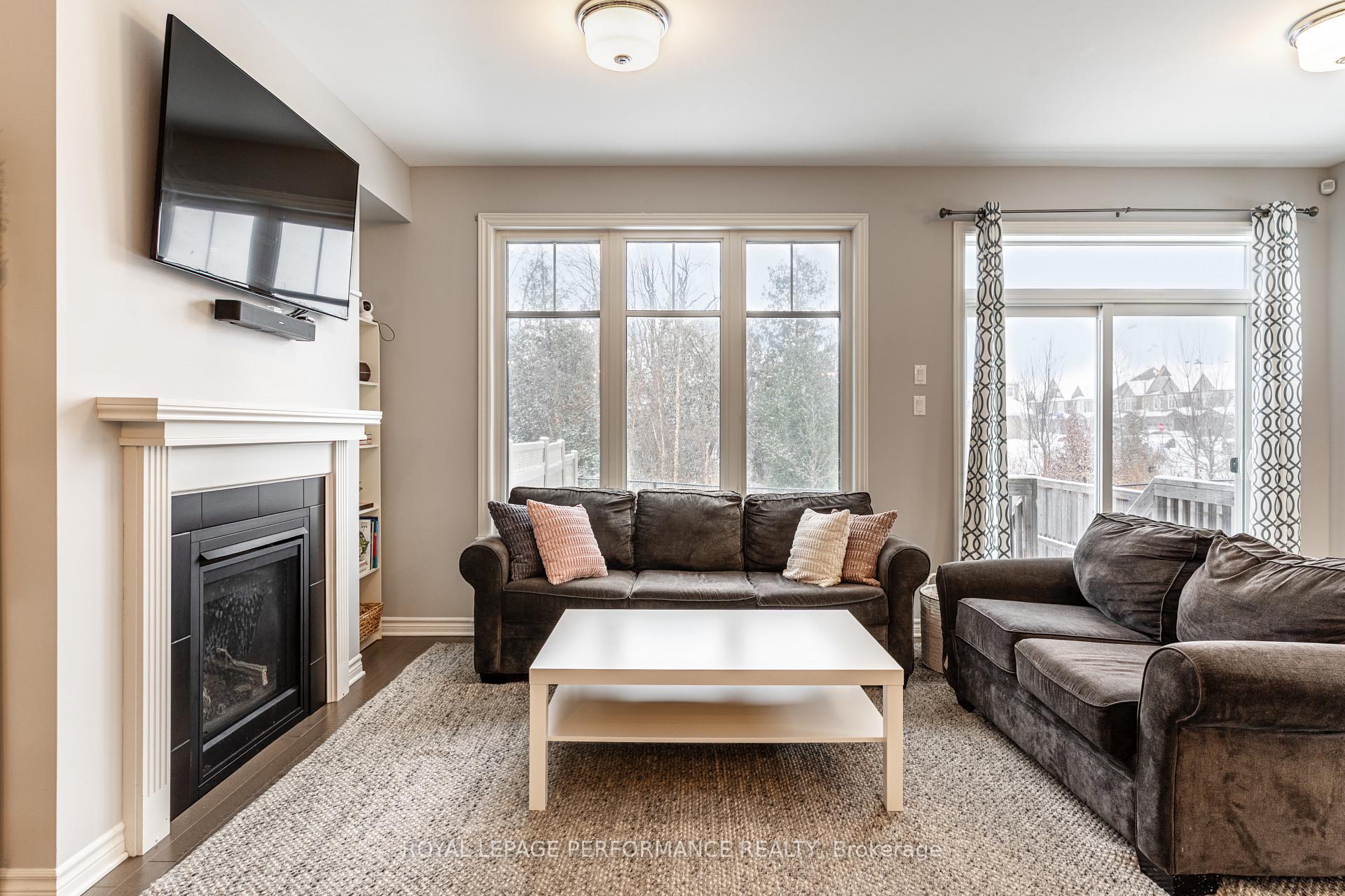Photo 11 of 330 Wood Acres Grove, Ottawa, Blossom Park/Kemp Park/Findlay Creek — HOMEH