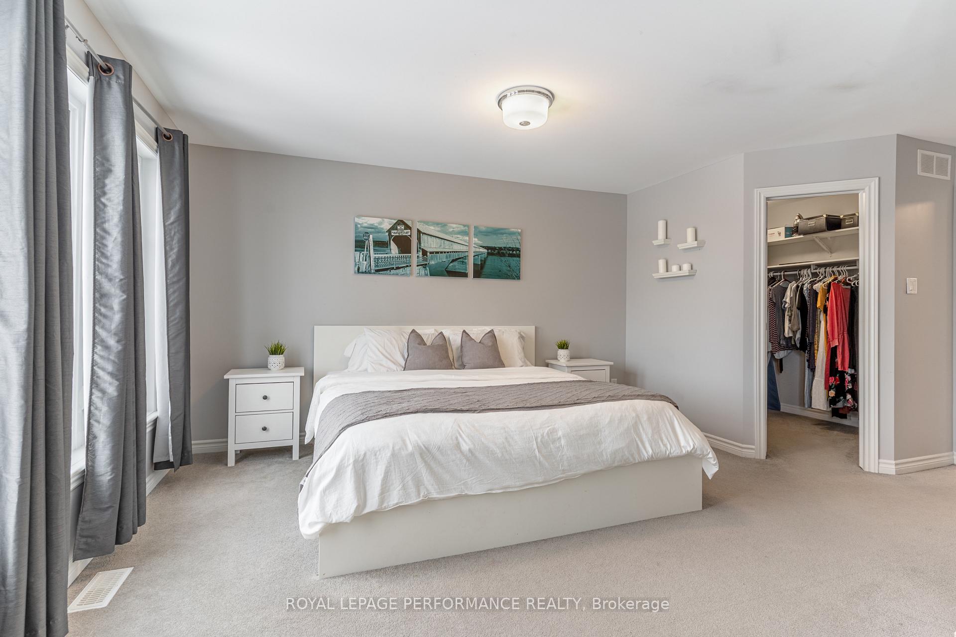 Photo 16 of 330 Wood Acres Grove, Ottawa, Blossom Park/Kemp Park/Findlay Creek — HOMEH