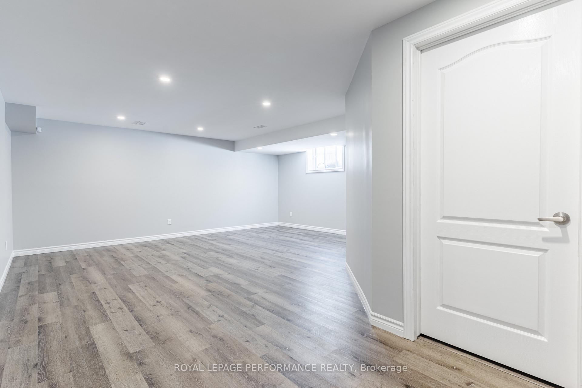 Photo 31 of 330 Wood Acres Grove, Ottawa, Blossom Park/Kemp Park/Findlay Creek — HOMEH