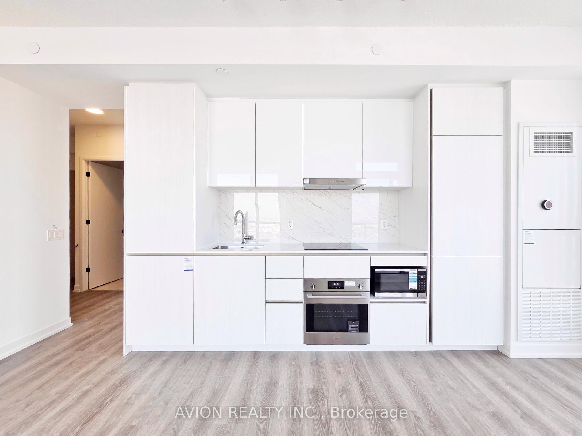 Photo 5 of Unit 4602, 8 Interchange Way, Vaughan, Vaughan Corporate Centre — HOMEH