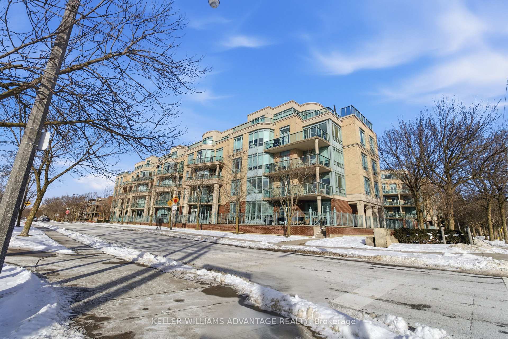 Front of Unit 305, 9 Boardwalk Drive