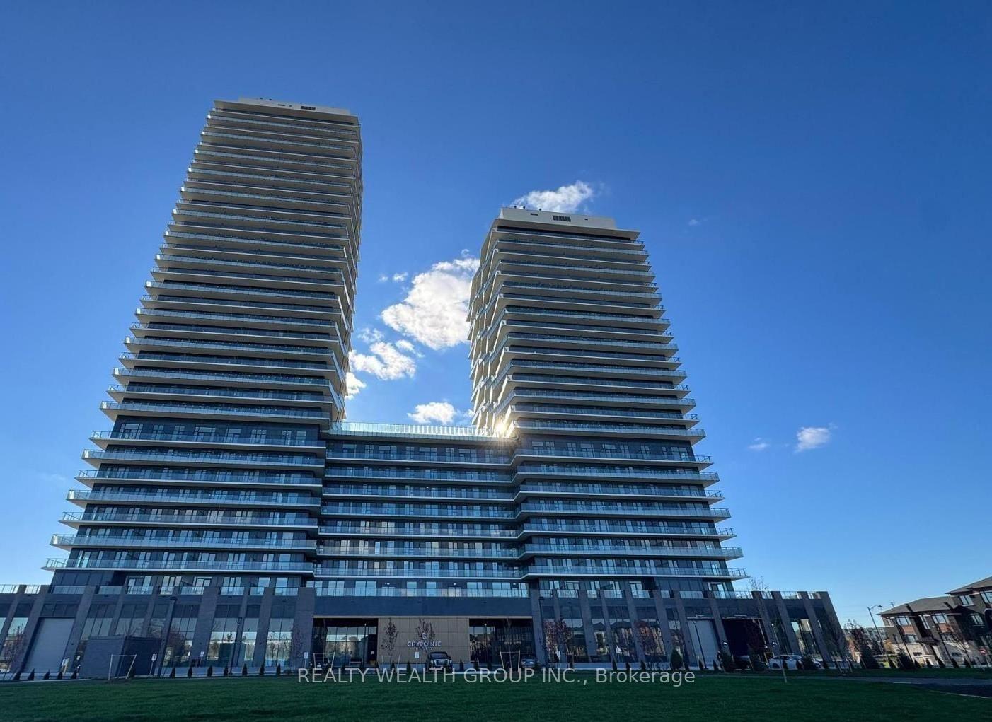 Front of Unit 812, 15 Skyridge Drive