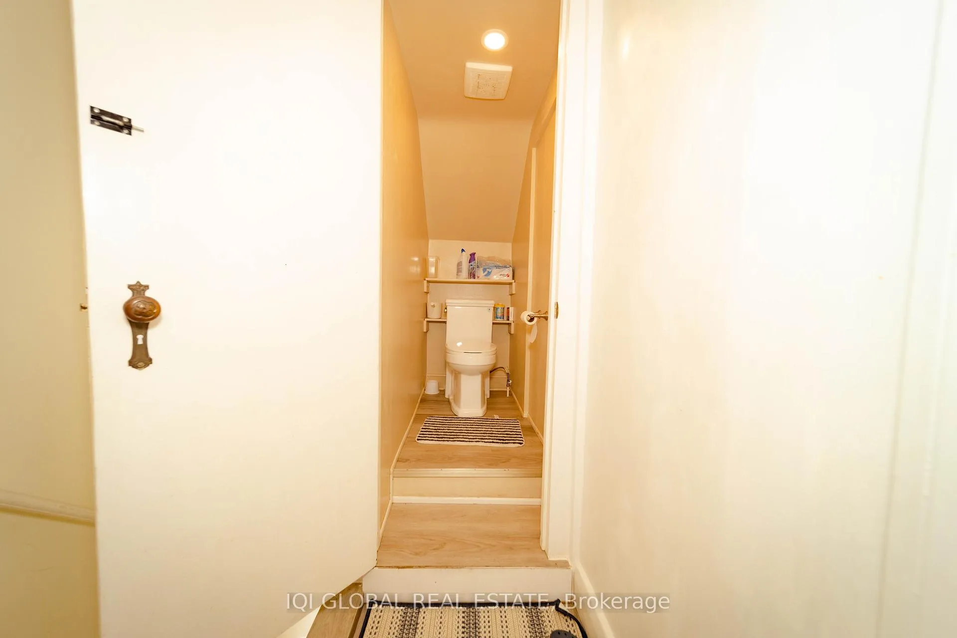 Photo 39 of 182 Peel Street, Barrie, Wellington — HOMEH