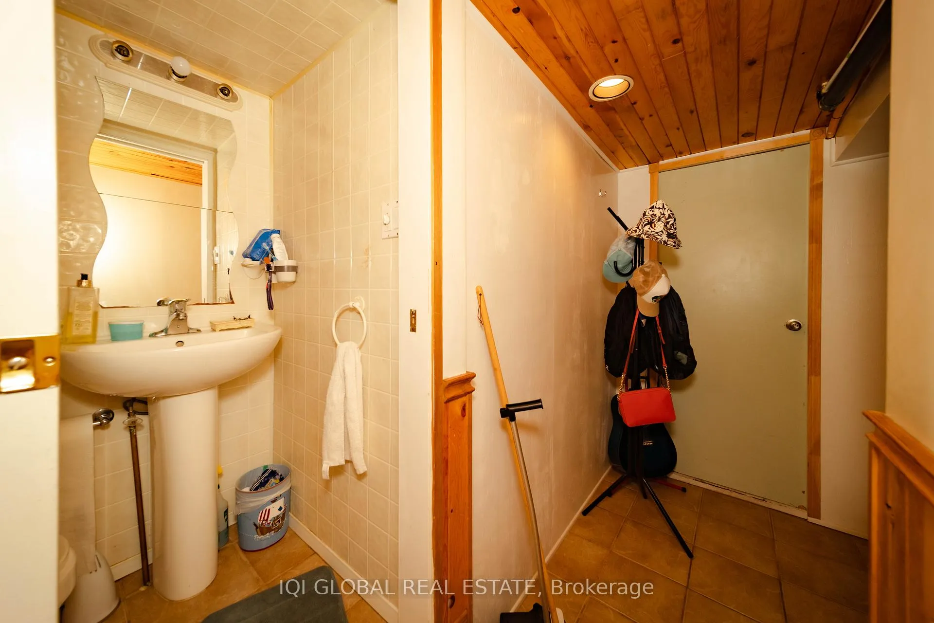 Photo 52 of 182 Peel Street, Barrie, Wellington — HOMEH