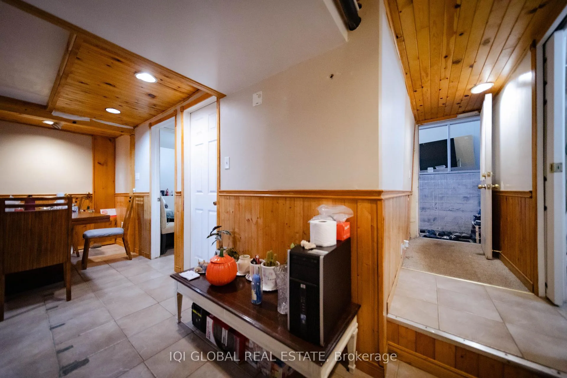 Photo 55 of 182 Peel Street, Barrie, Wellington — HOMEH