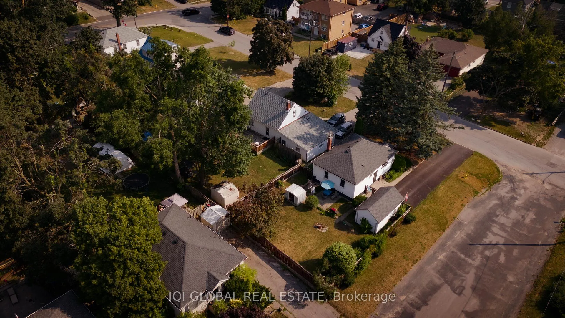 Photo 94 of 182 Peel Street, Barrie, Wellington — HOMEH