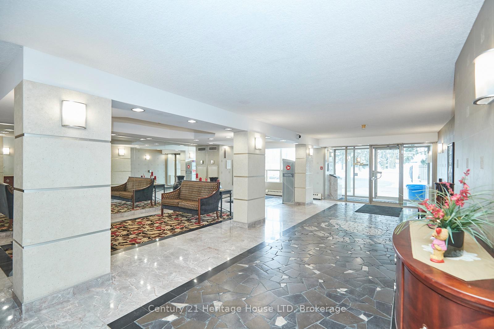 Photo 2 of Unit 307, 5100 Dorchester Road, Niagara Falls, Morrison — HOMEH