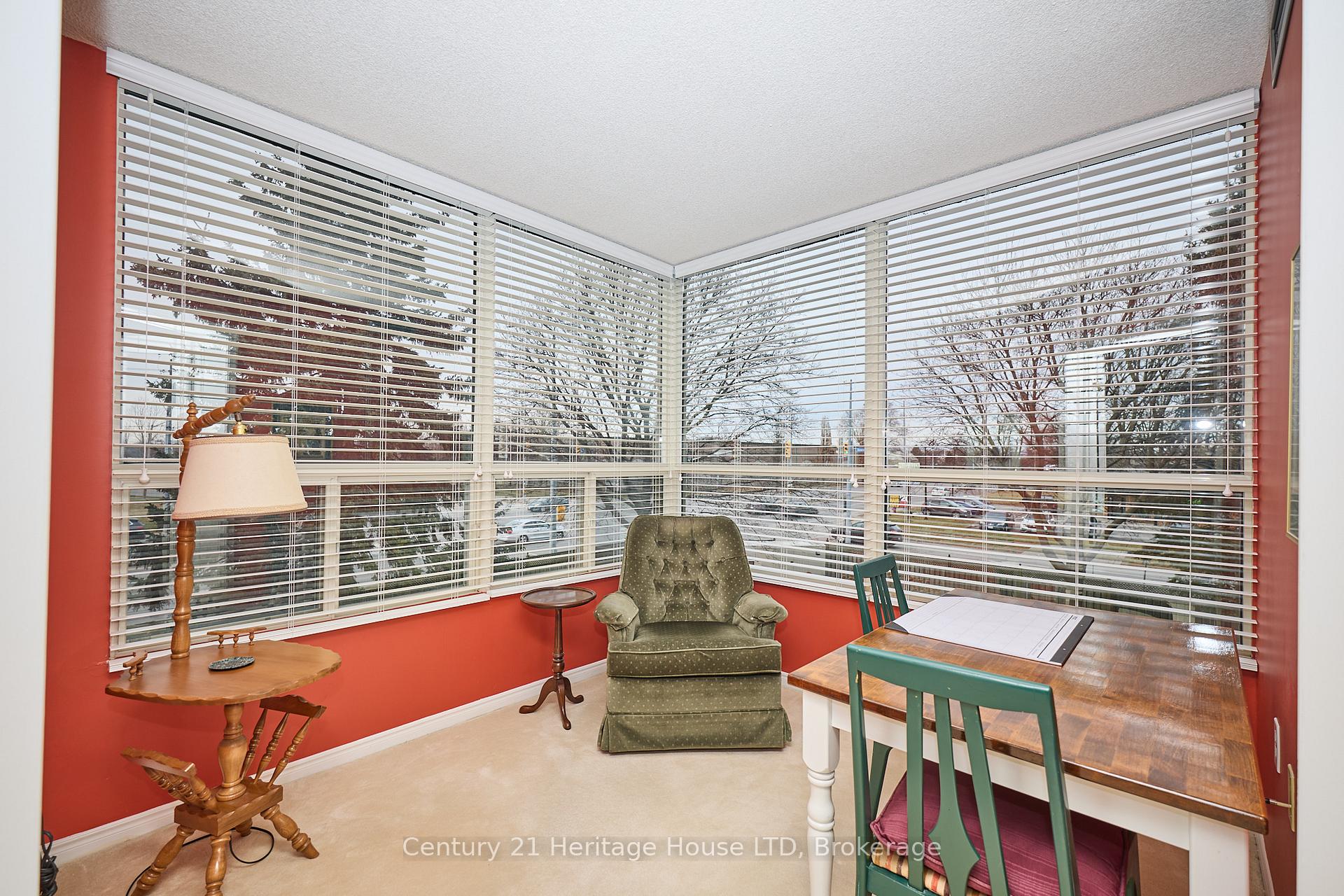 Photo 4 of Unit 307, 5100 Dorchester Road, Niagara Falls, Morrison — HOMEH