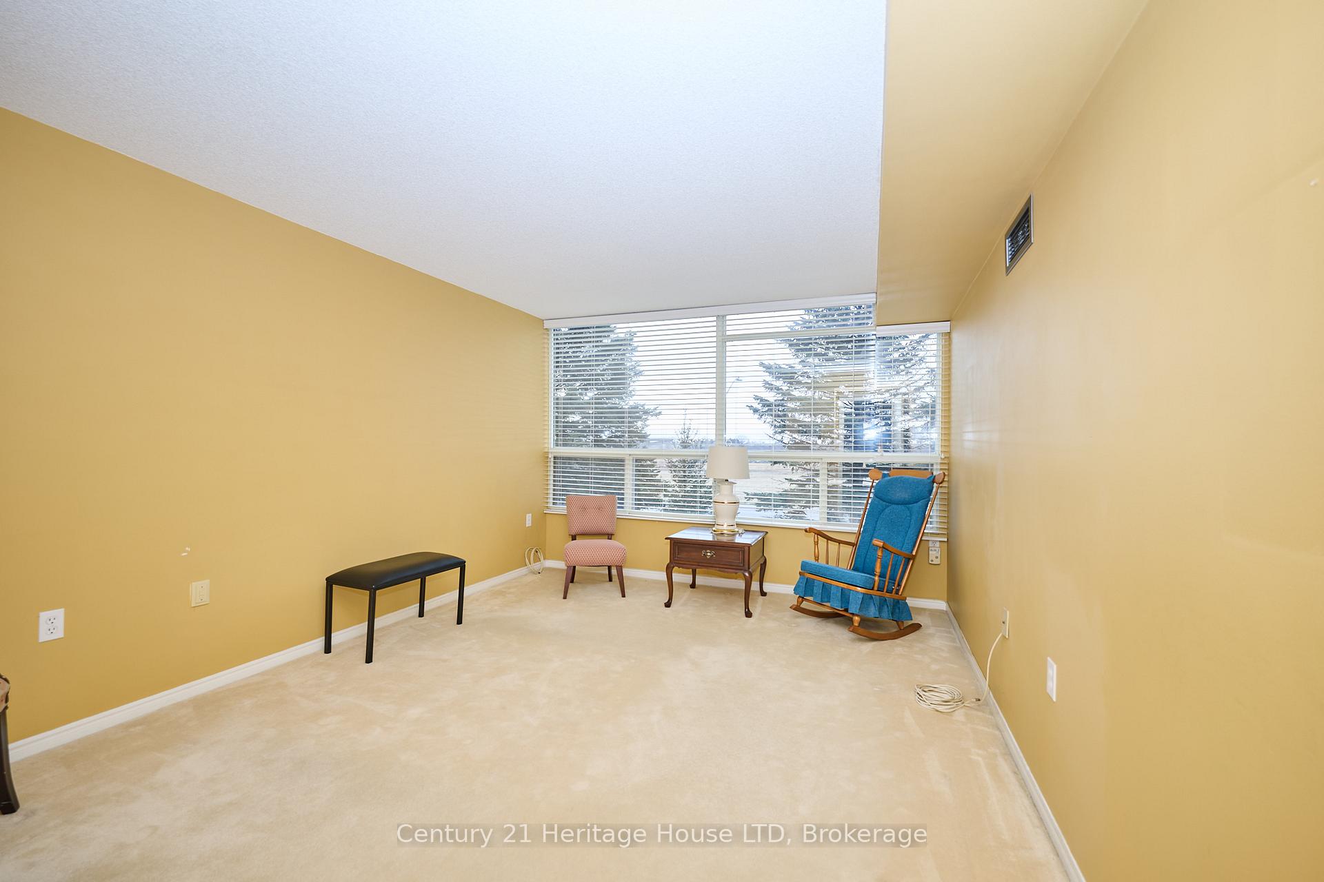 Photo 8 of Unit 307, 5100 Dorchester Road, Niagara Falls, Morrison — HOMEH