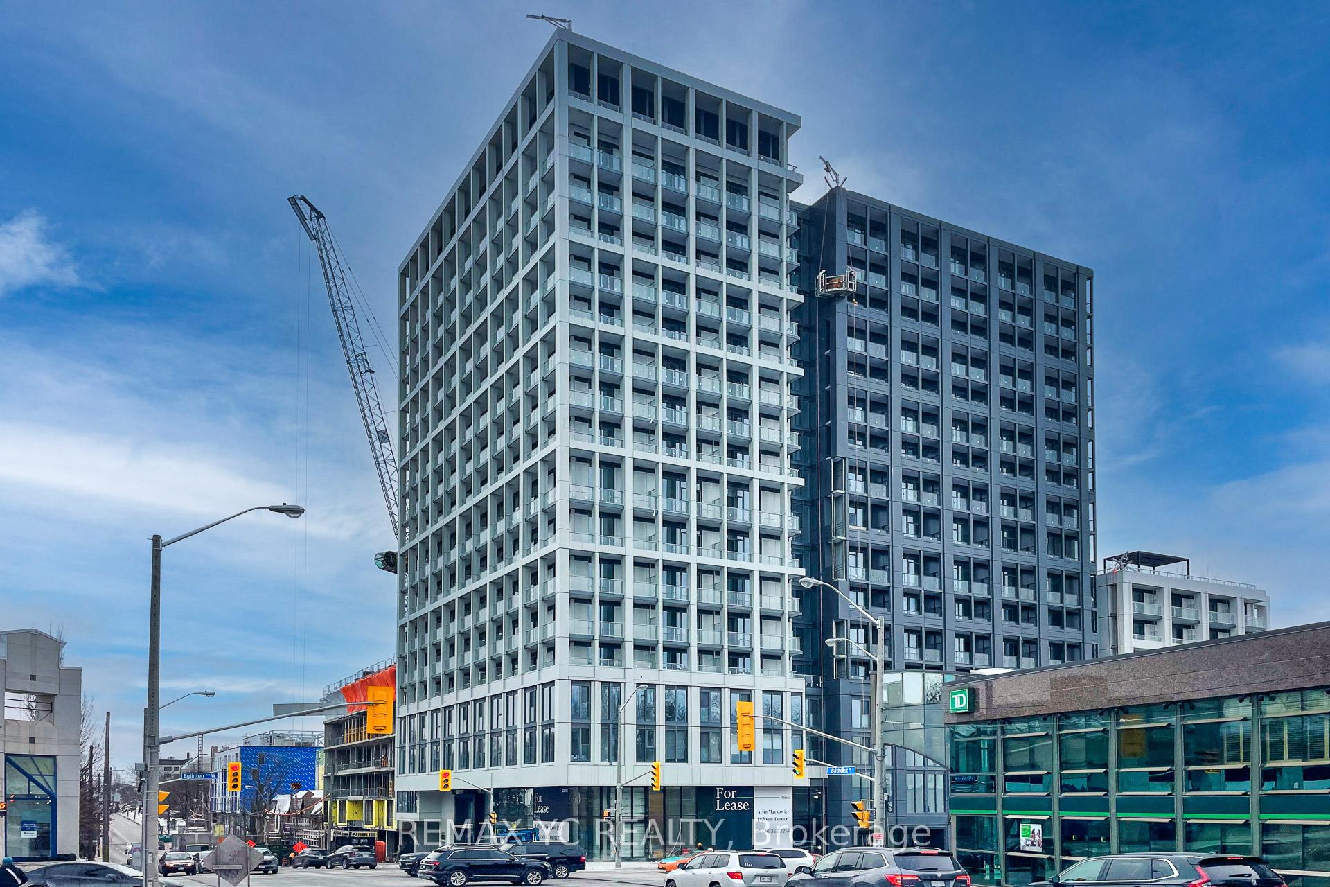 Front of Unit 706, 2020 Bathurst Street