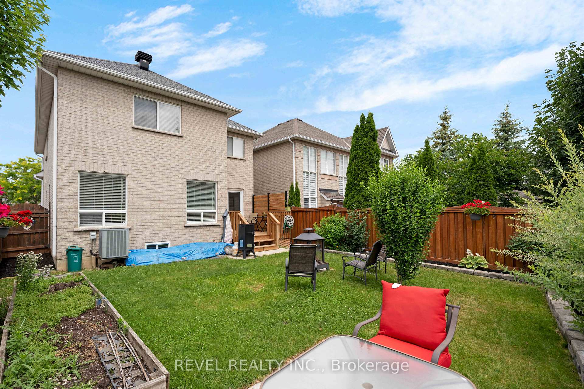 Photo 31 of 21 Ewart Street, Caledon, Bolton North — HOMEH