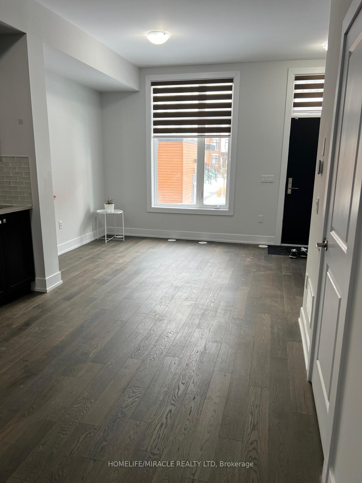 Front of Unit 135, 9580 Islington Avenue