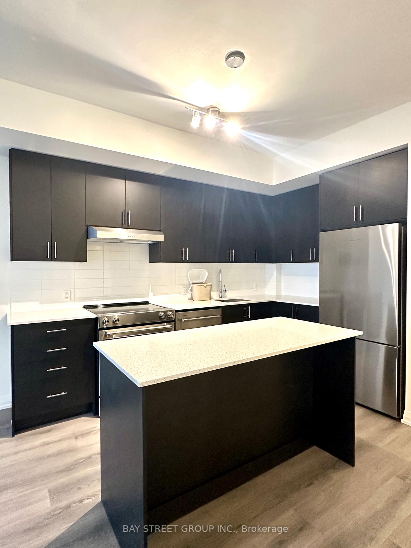 Photo 2 of Unit 1717, 8960 Jane Street, Vaughan, Vellore Village — HOMEH